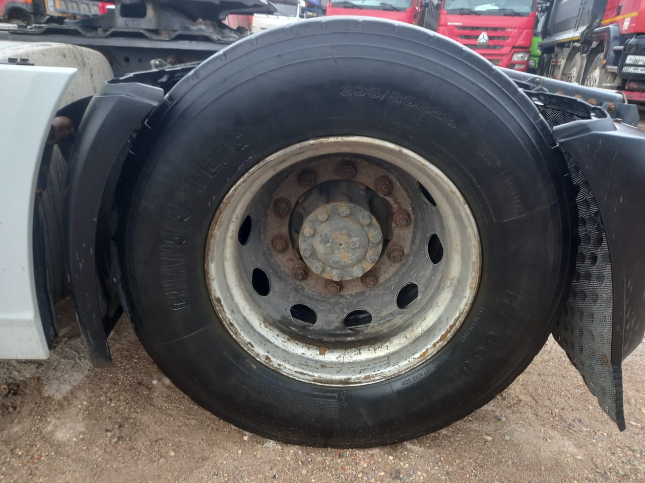 DAF XF 4x2 Седельный тягач 2017 г. - фото 13