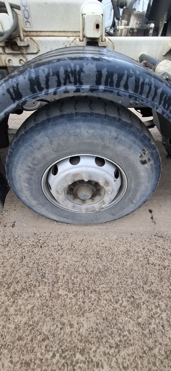 TIGARBO 6936* на шасси FAW CA 3310 8x4 Автобетоносмеситель 2023 г. - фото 14