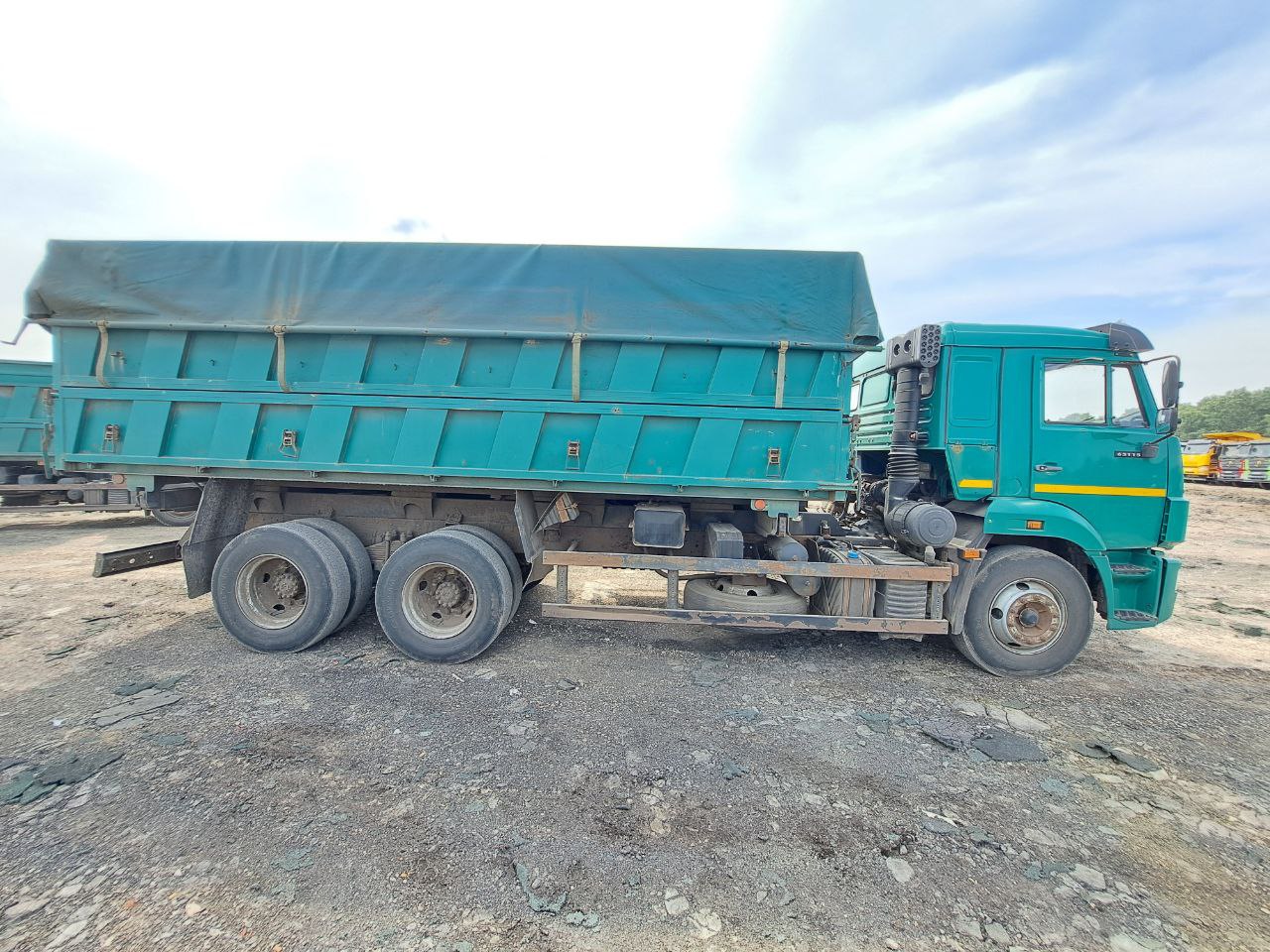 Планета 5529* на шасси КамАЗ 65115 6x4 Зерновоз 2020 г. - фото 3