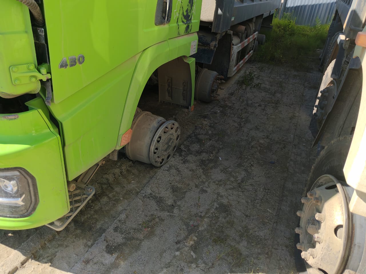 Shacman (Shaanxi) SX* 8x4 Самосвал 2023 г. - фото 12