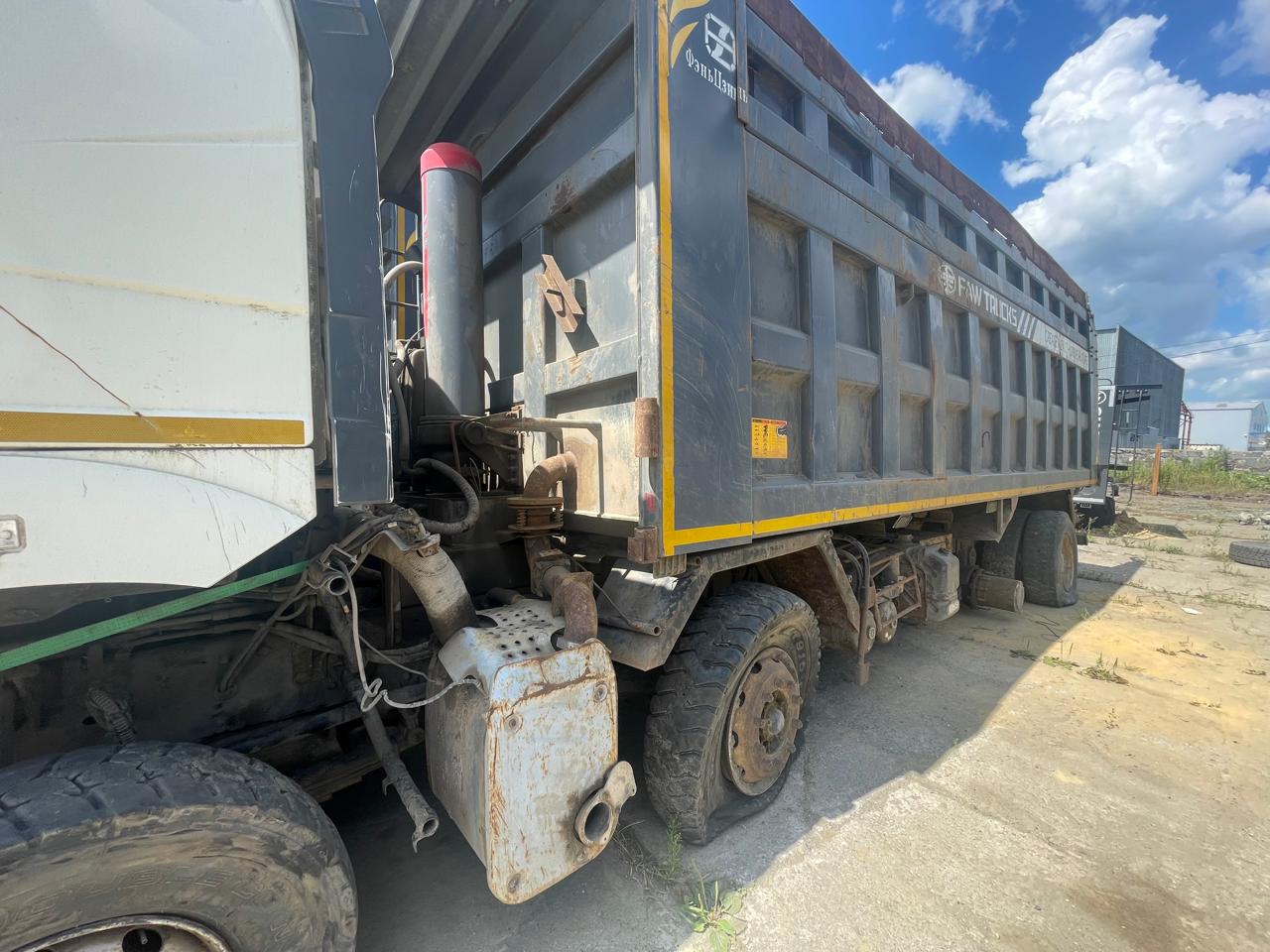 FAW CA 3310 8x4 Самосвал_не актуально 2023 г. - фото 4