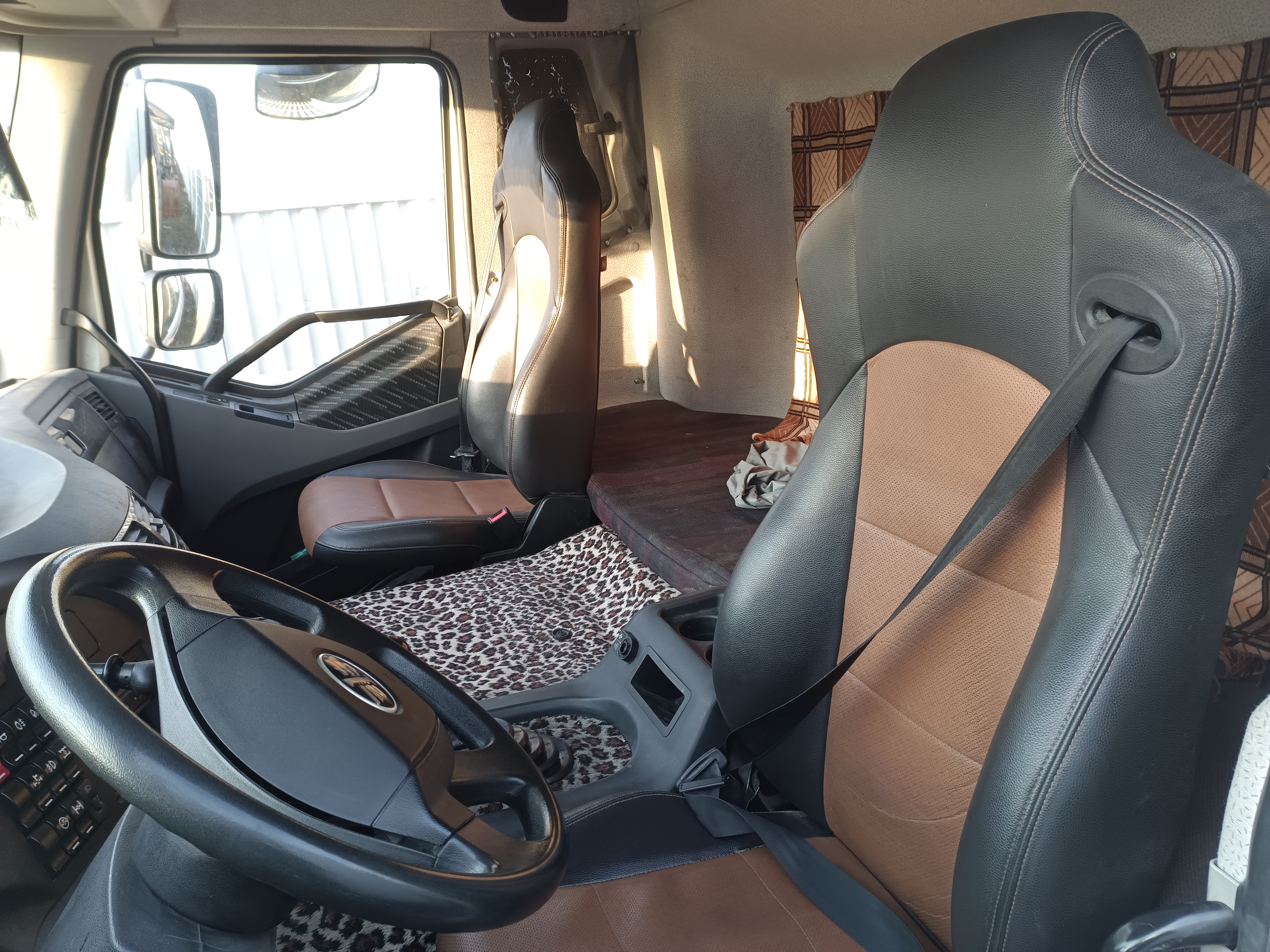 FAW J6 8x4 Самосвал 2023 г. - фото 7