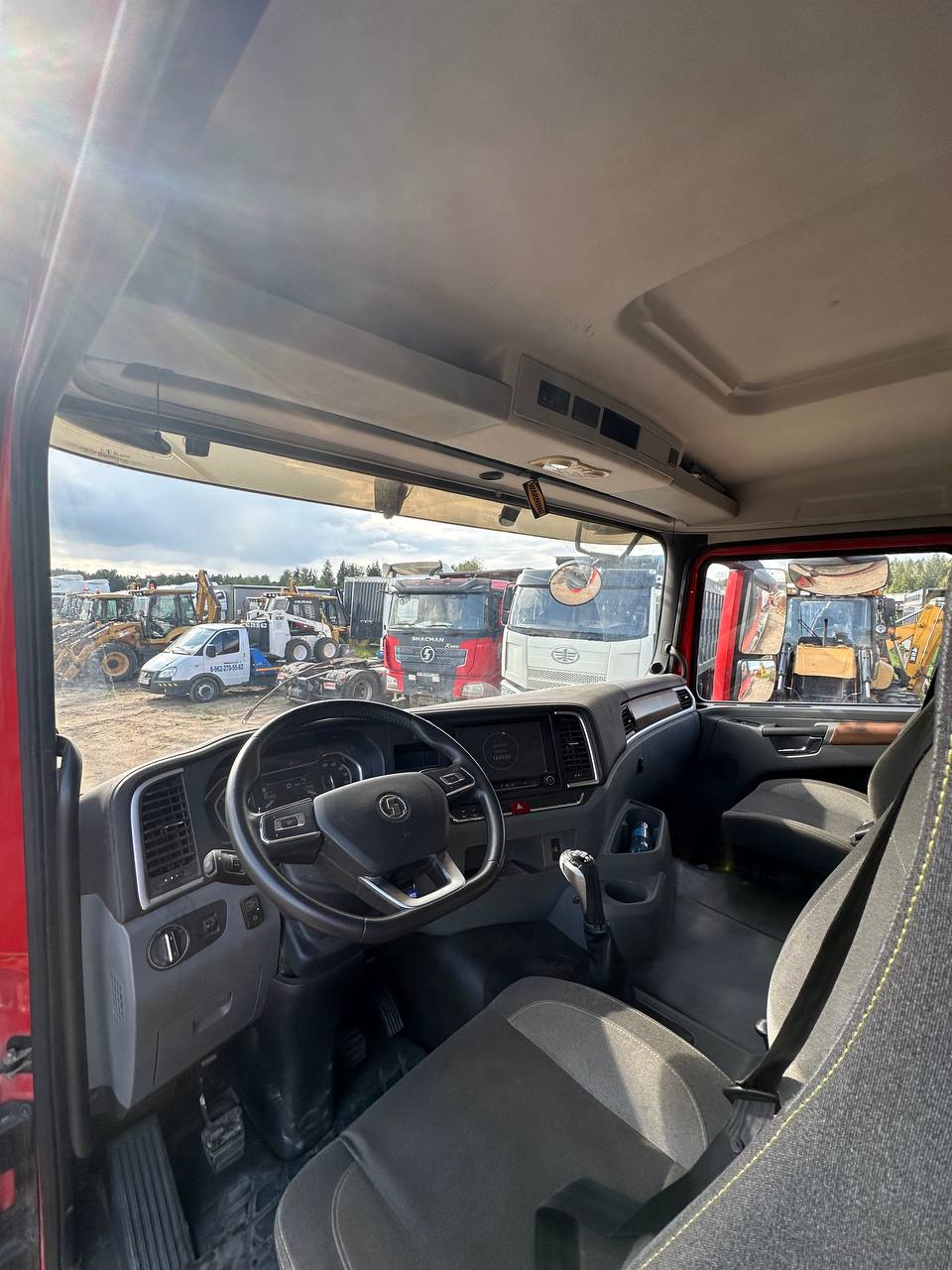 Shacman (Shaanxi) SX* 8x4 Автобетоносмеситель 2024 г. - фото 7