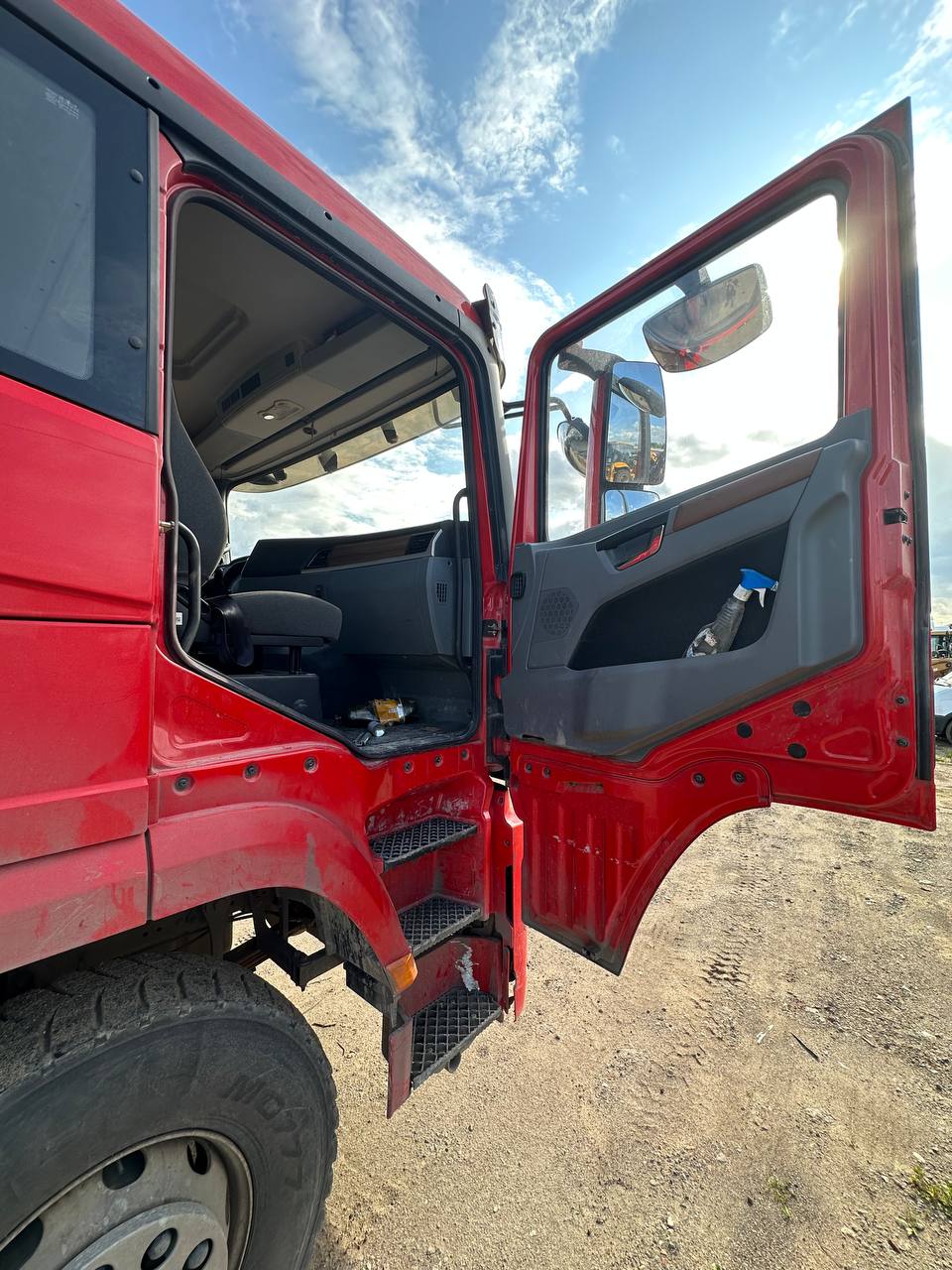 Shacman (Shaanxi) SX* 8x4 Автобетоносмеситель 2024 г. - фото 9