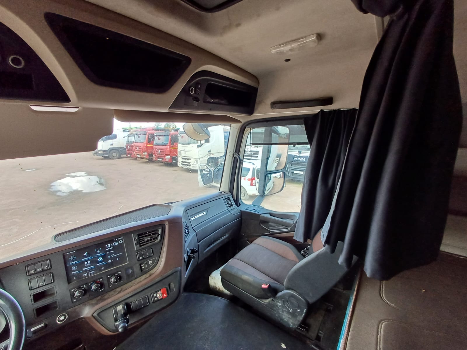 КамАЗ 54901 4x2 Седельный тягач 2022 г. - фото 9