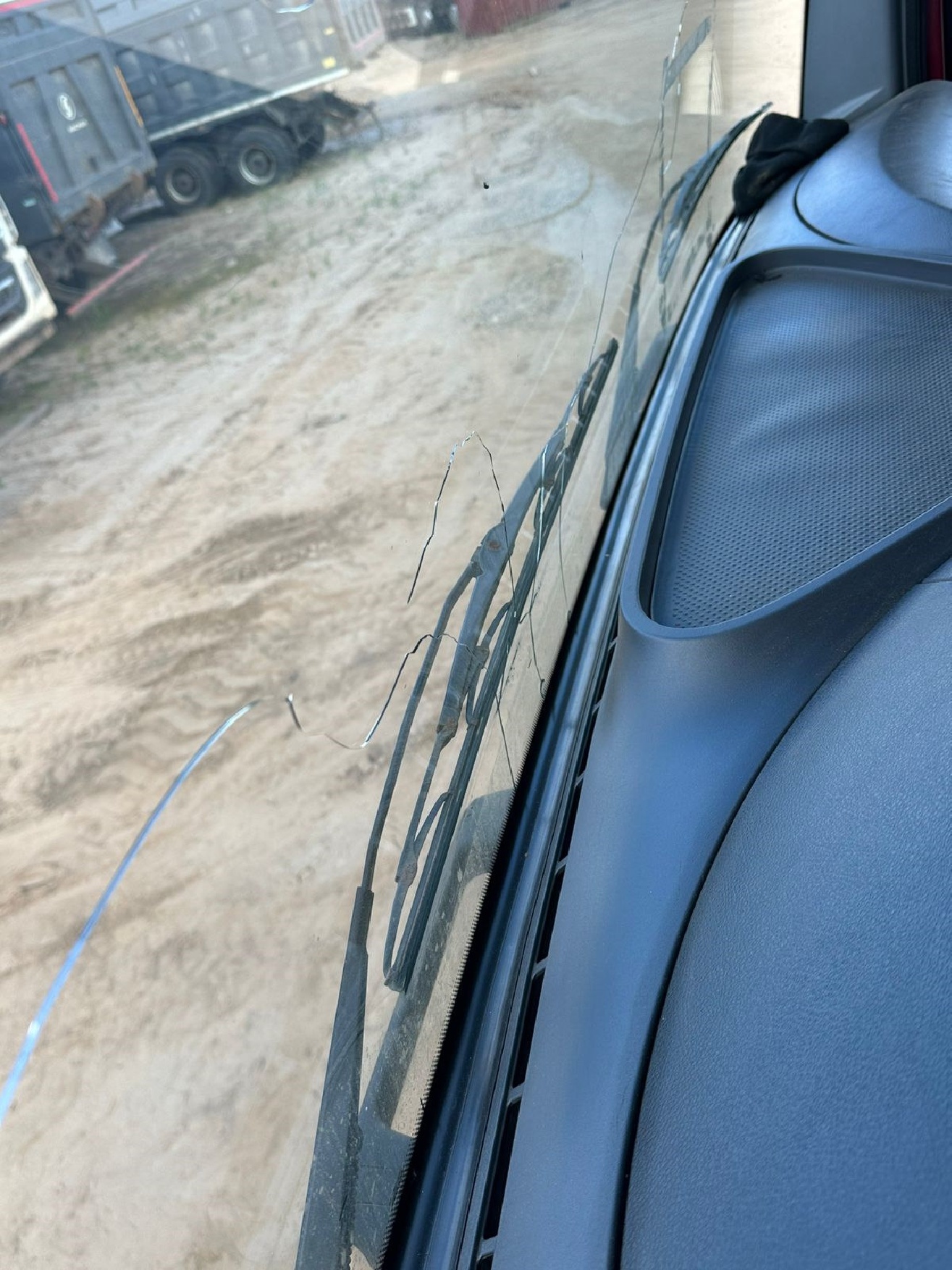 КамАЗ 65801 8x4 Самосвал 2024 г. - фото 20