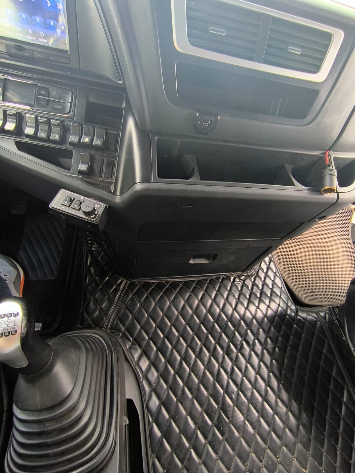 SITRAK C7H 6x4 Седельный тягач 2023 г. - фото 11