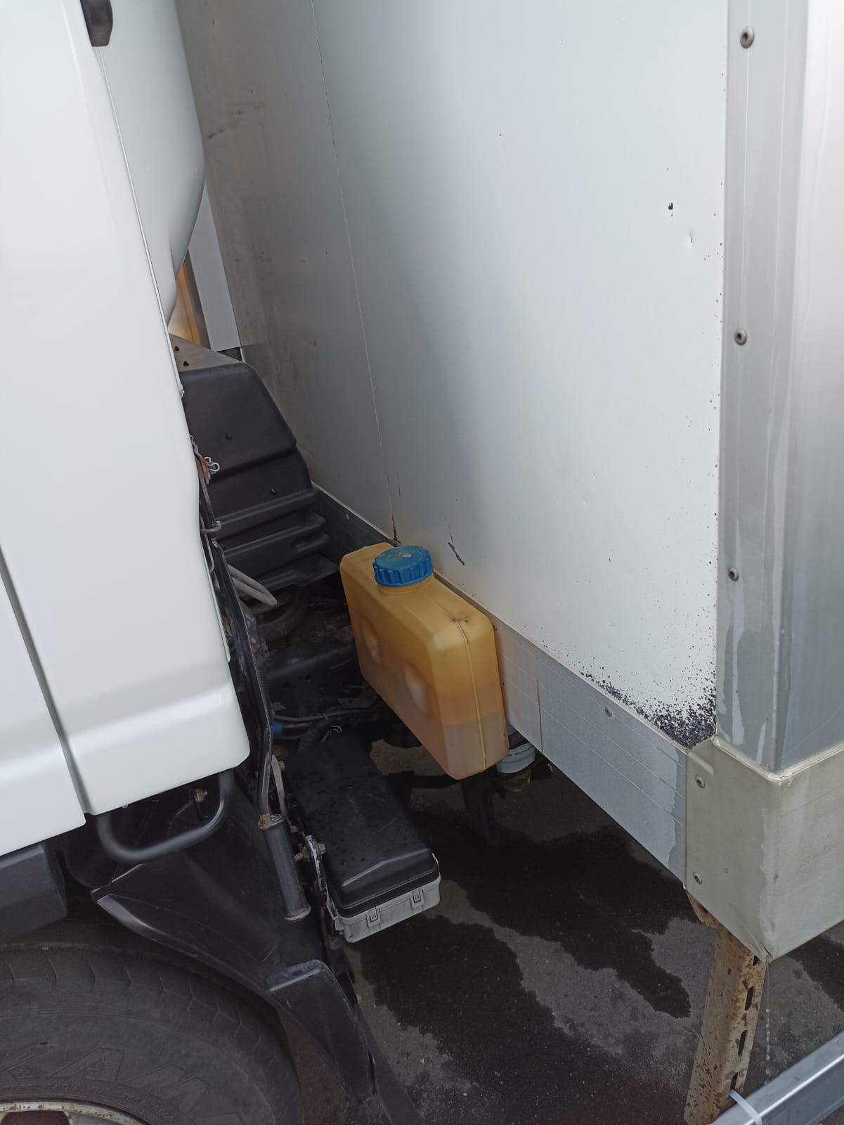 РусТрак 4389U* на шасси Isuzu ELF 9.5 (NQR) Изотермический/рефрижератор 2019 г. - фото 15