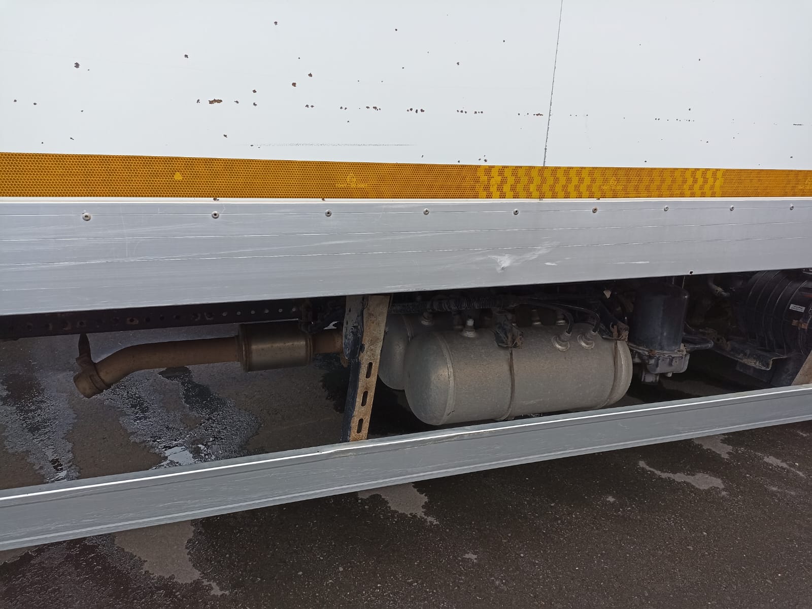 РусТрак 4389U* на шасси Isuzu ELF 9.5 (NQR) Изотермический/рефрижератор 2019 г. - фото 18