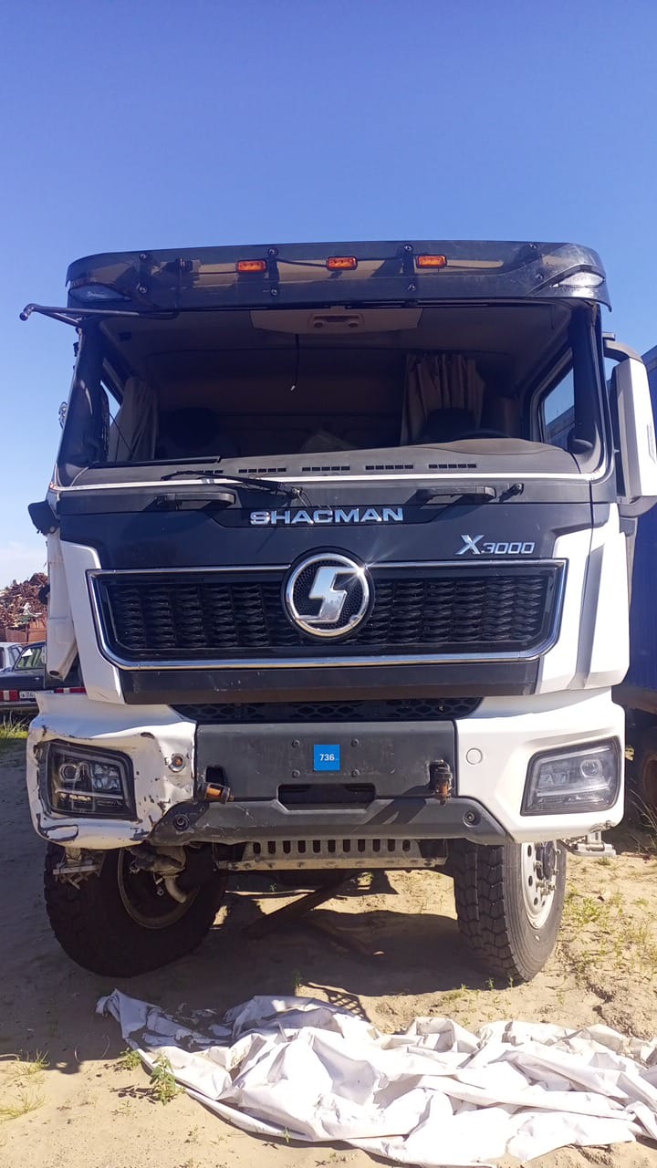 Shacman (Shaanxi) SX* 6x6 Самосвал