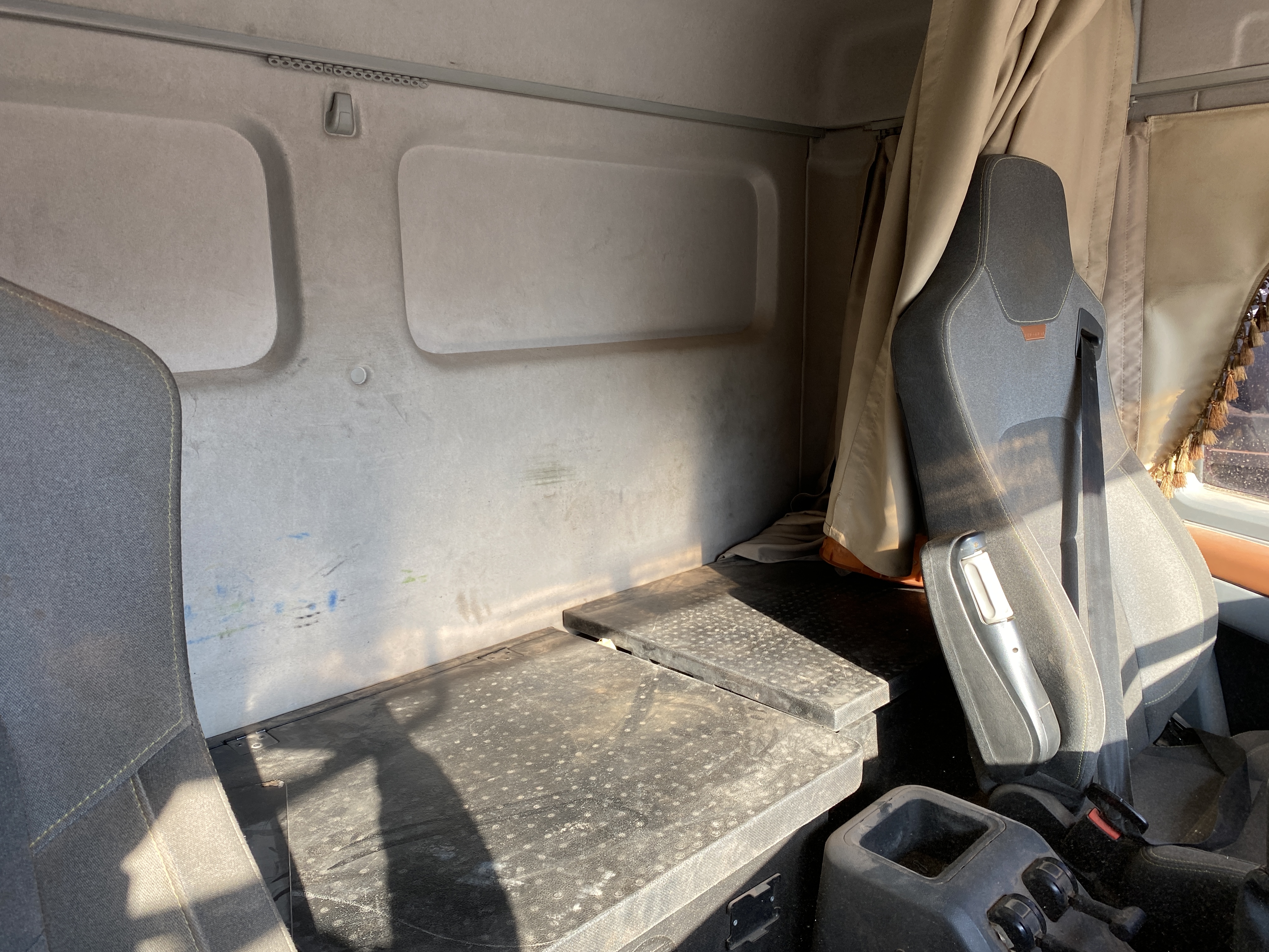 Shacman (Shaanxi) SX* 8x4 Самосвал 2024 г. - фото 10