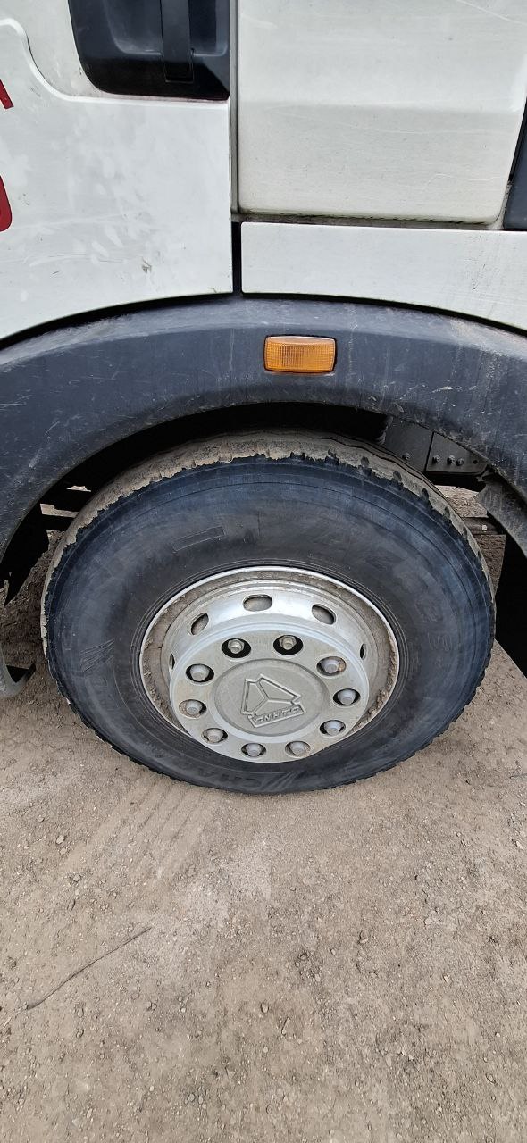 Howo T5G 4x2 Бортовой с КМУ 2023 г. - фото 13