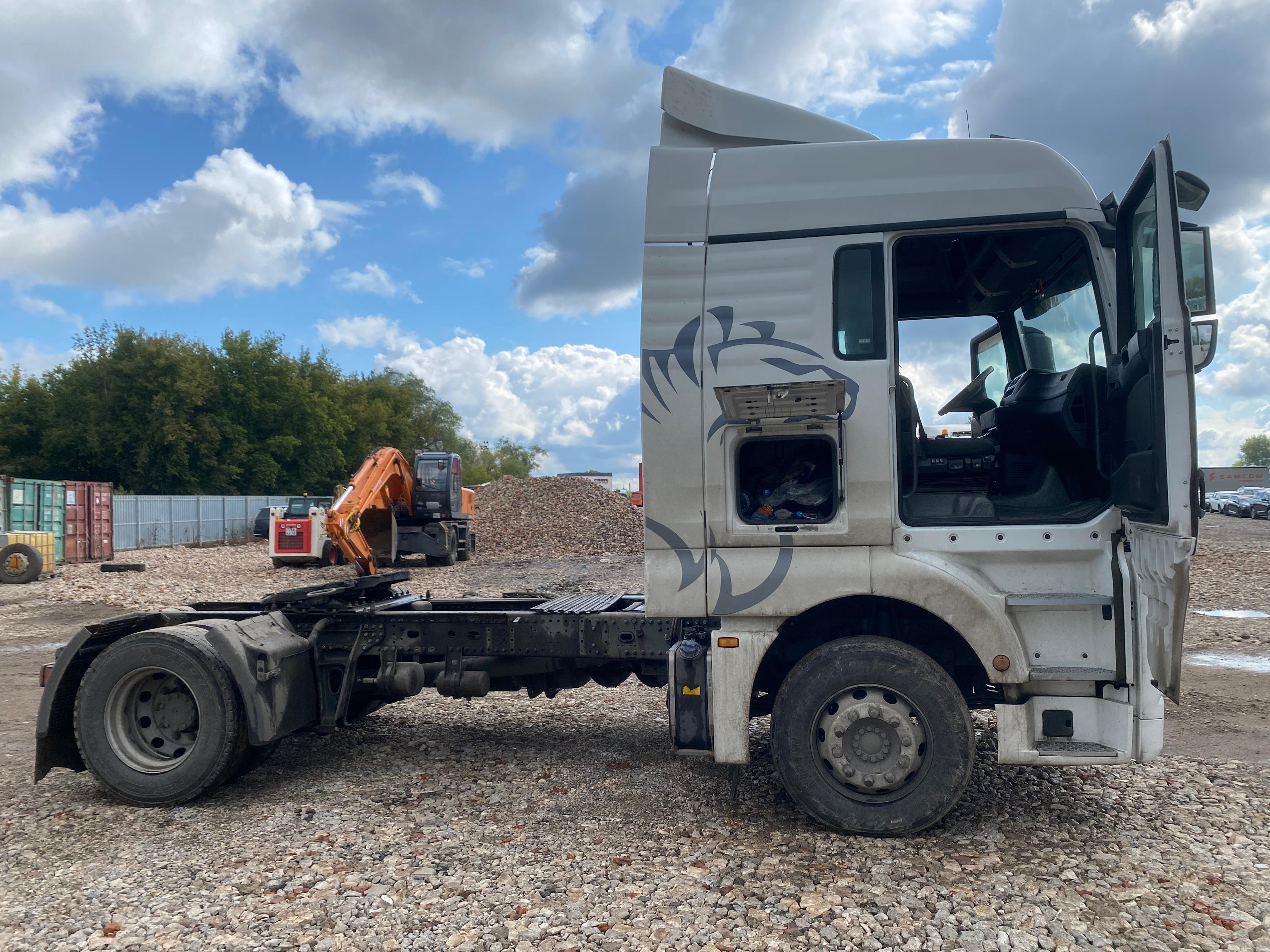 SITRAK C7H 4x2 Седельный тягач 2023 г. - фото 2