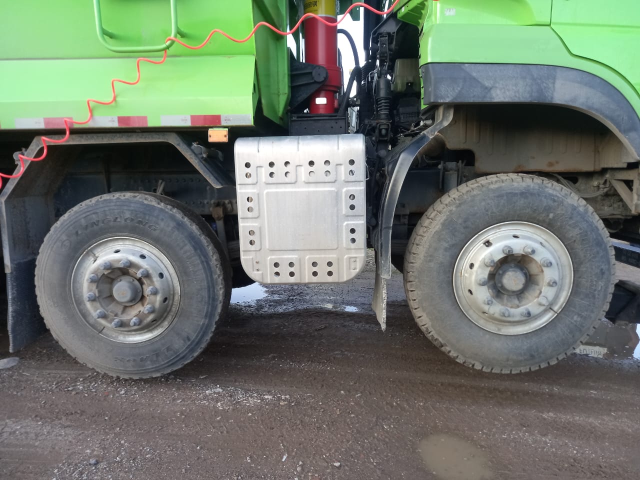 DongFeng EQ* 8x4 Самосвал 2023 г. - фото 9