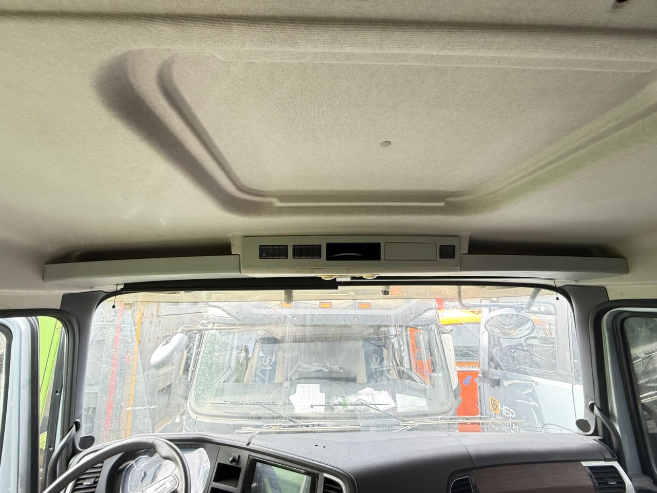 Shacman (Shaanxi) SX* 8x4 Самосвал 2024 г. - фото 8