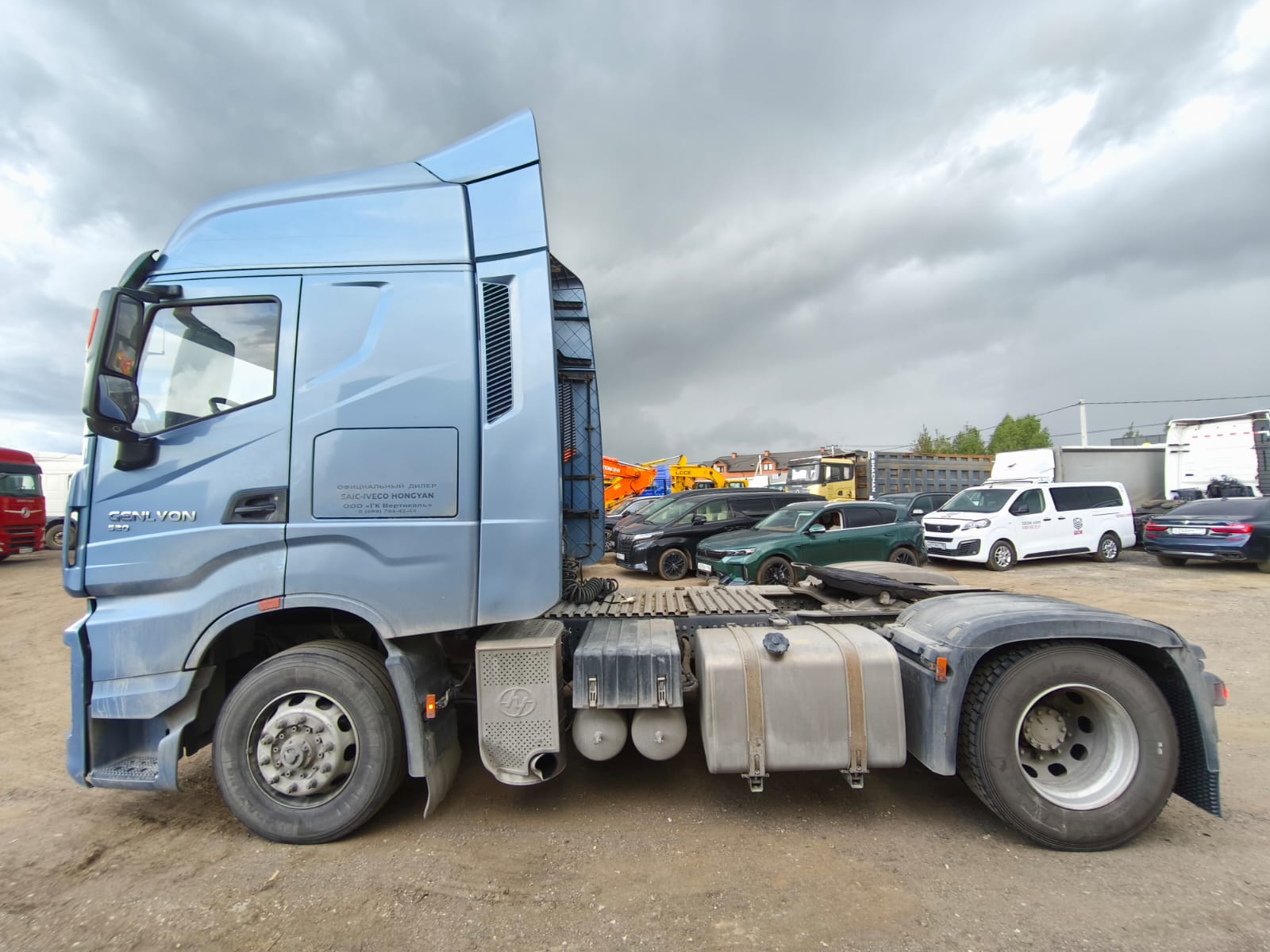 HONGYAN 908 4x2 Седельный тягач 2023 г. - фото 2