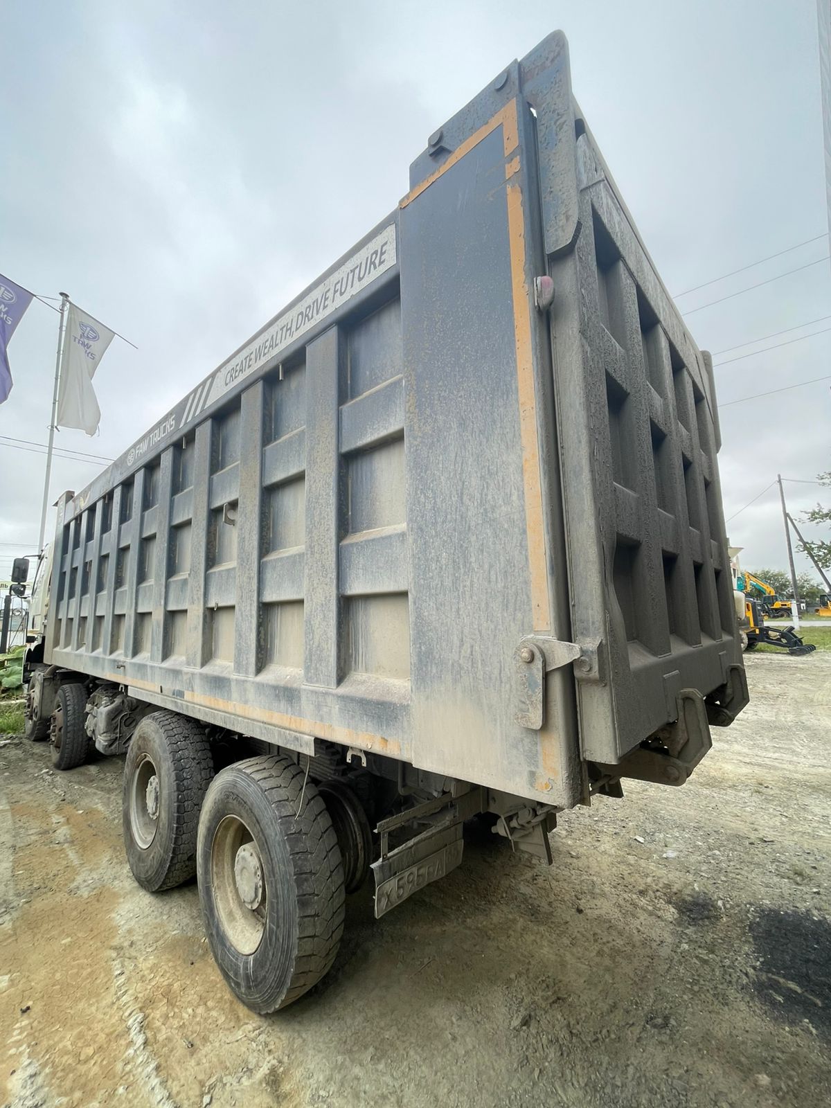 FAW J6 8x4 Самосвал 2023 г. - фото 7