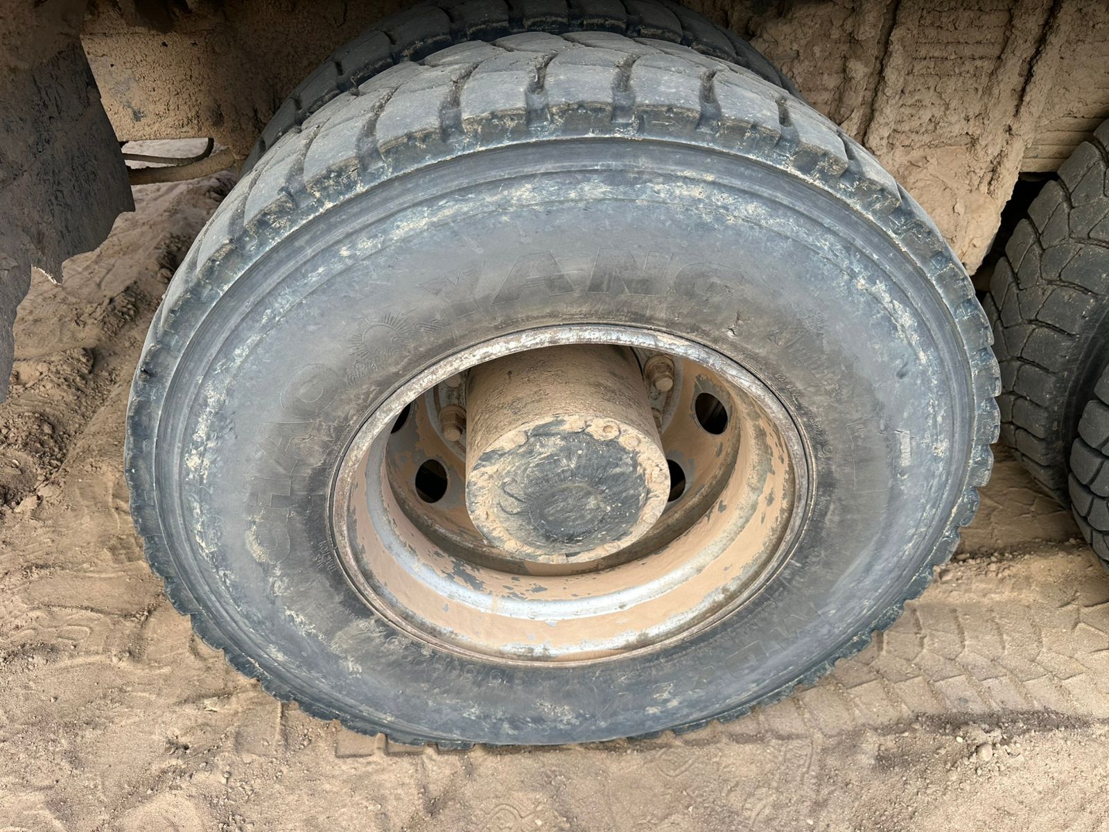 Shacman (Shaanxi) SX* 8x4 Самосвал 2023 г. - фото 11