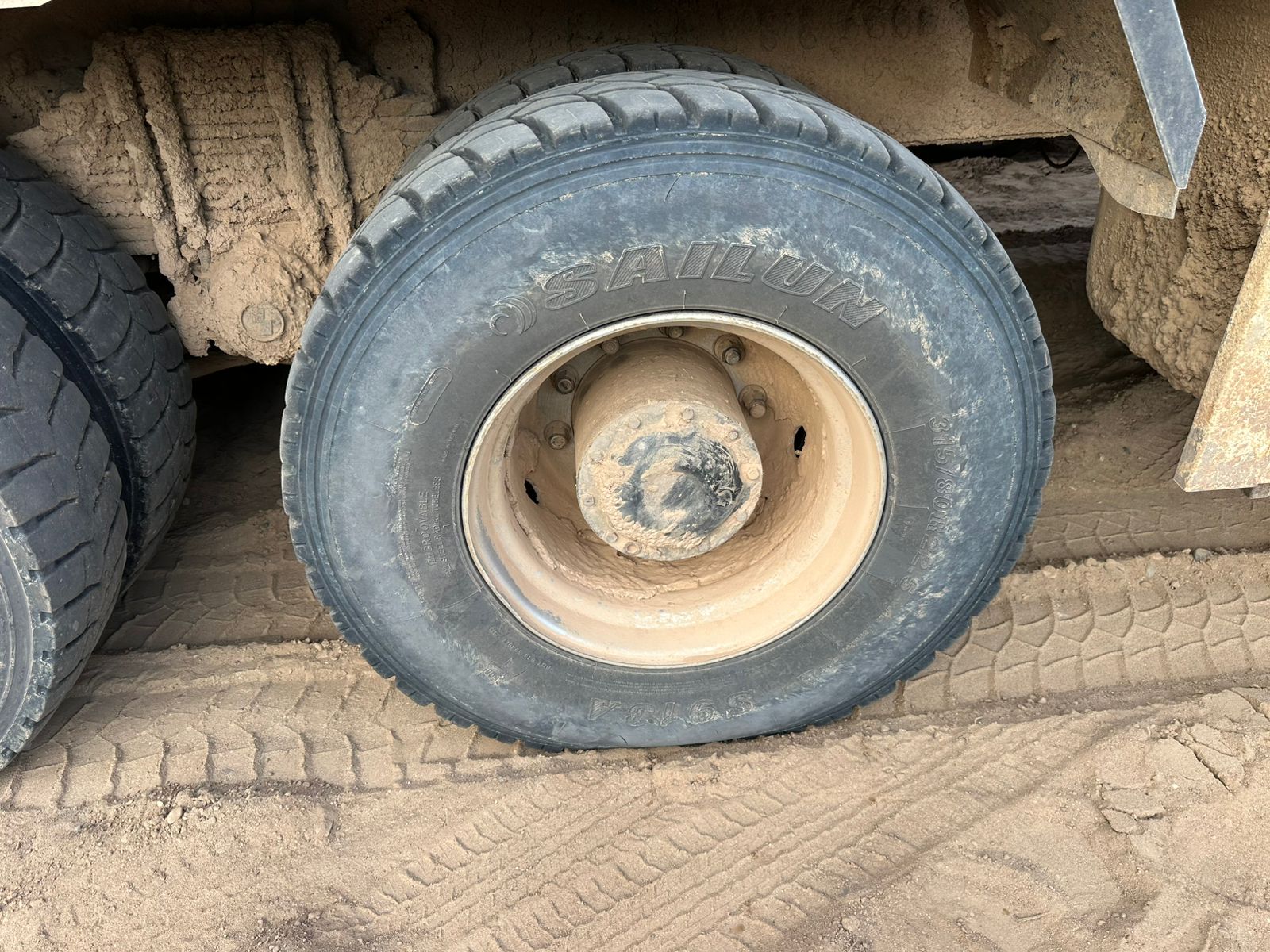 Shacman (Shaanxi) SX* 8x4 Самосвал 2023 г. - фото 12