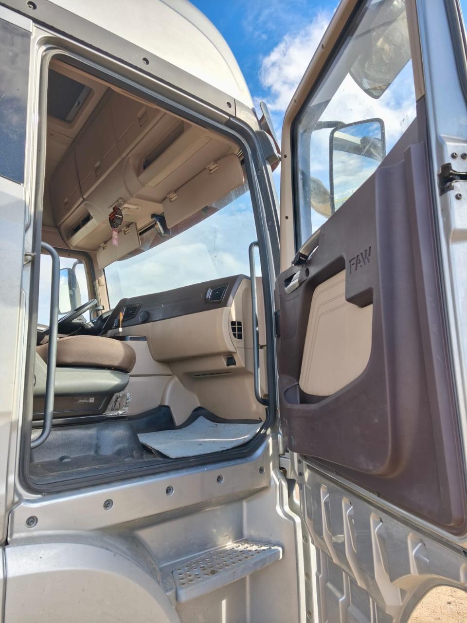 FAW CA 4180 4x2 Седельный тягач 2023 г. - фото 8