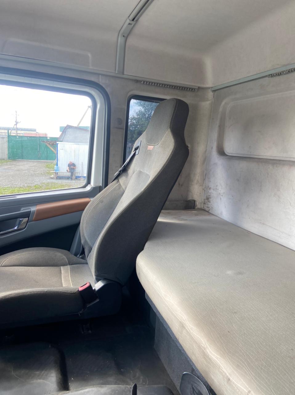 Shacman (Shaanxi) SX* 8x4 Самосвал 2024 г. - фото 16