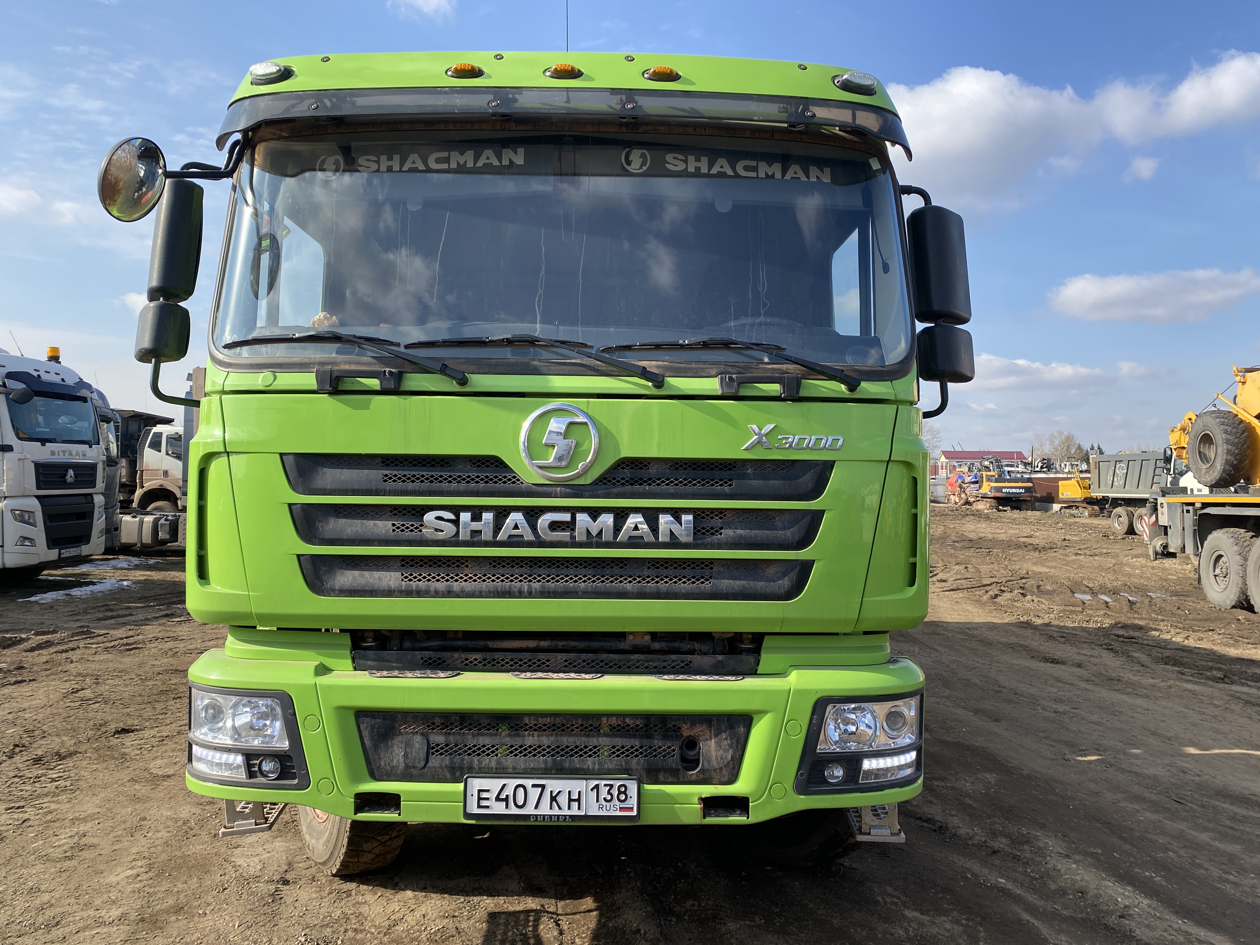 Shacman (Shaanxi) SX* 6x4 Седельный тягач 2023 г.