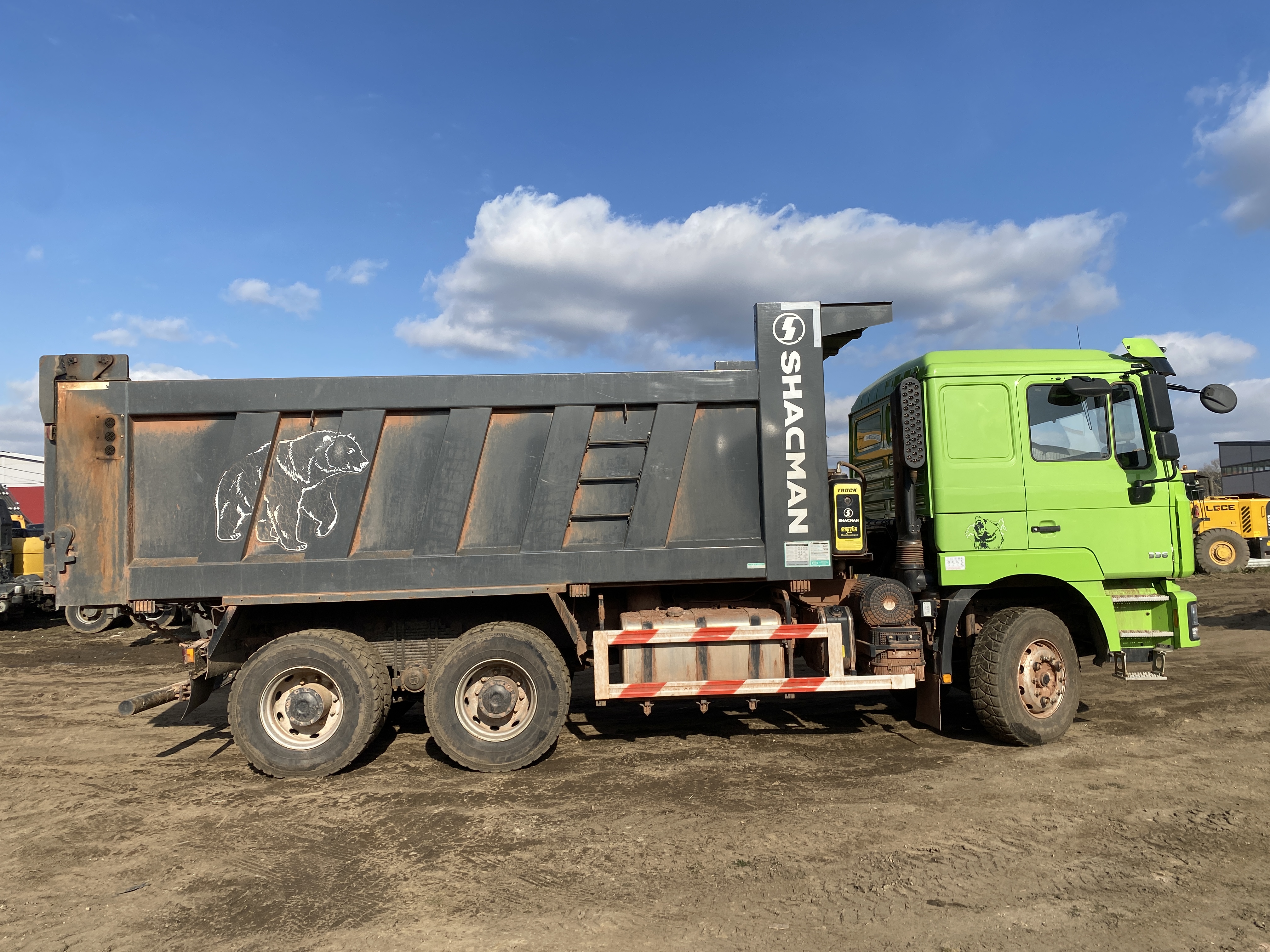 Shacman (Shaanxi) SX* 6x4 Седельный тягач 2023 г. - фото 4