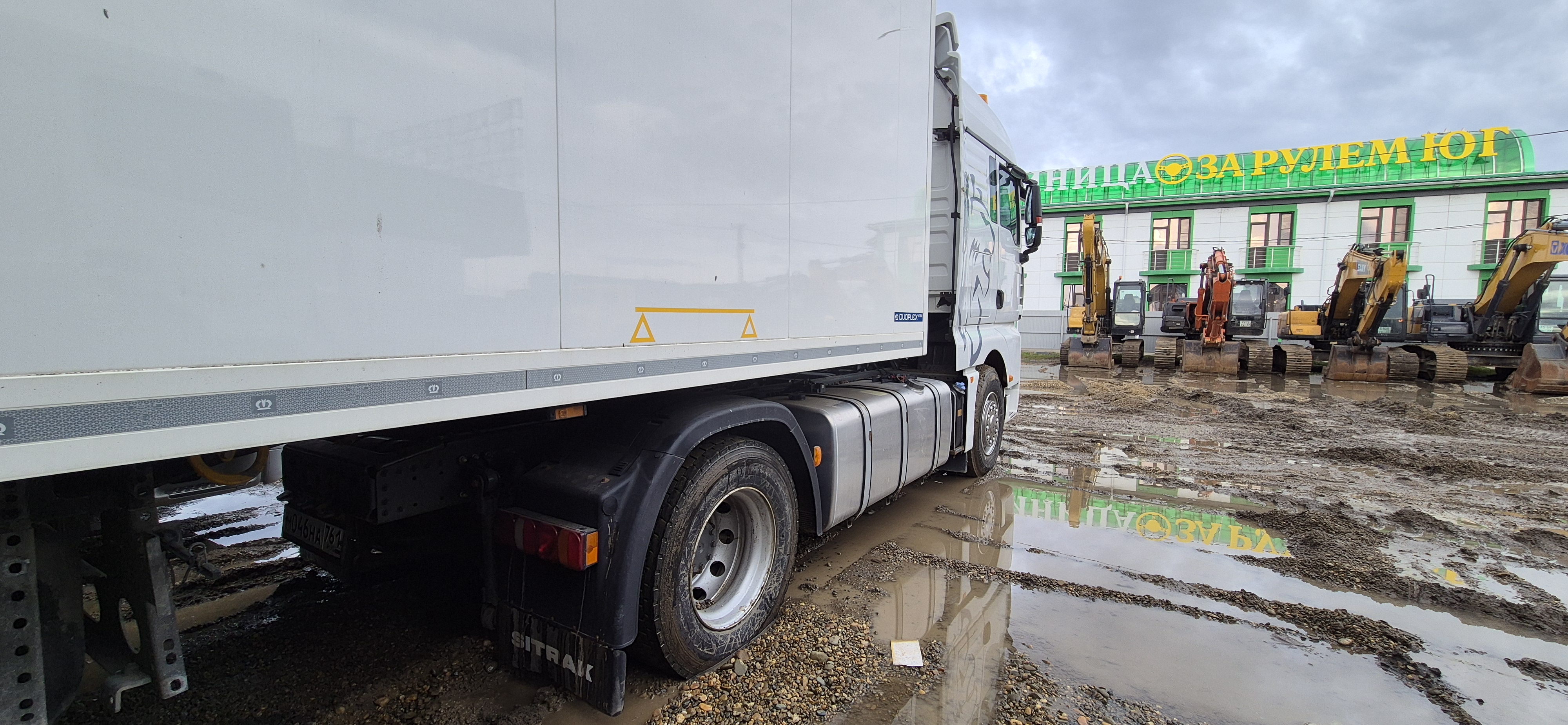 SITRAK C7H 4x2 Седельный тягач 2023 г. - фото 6