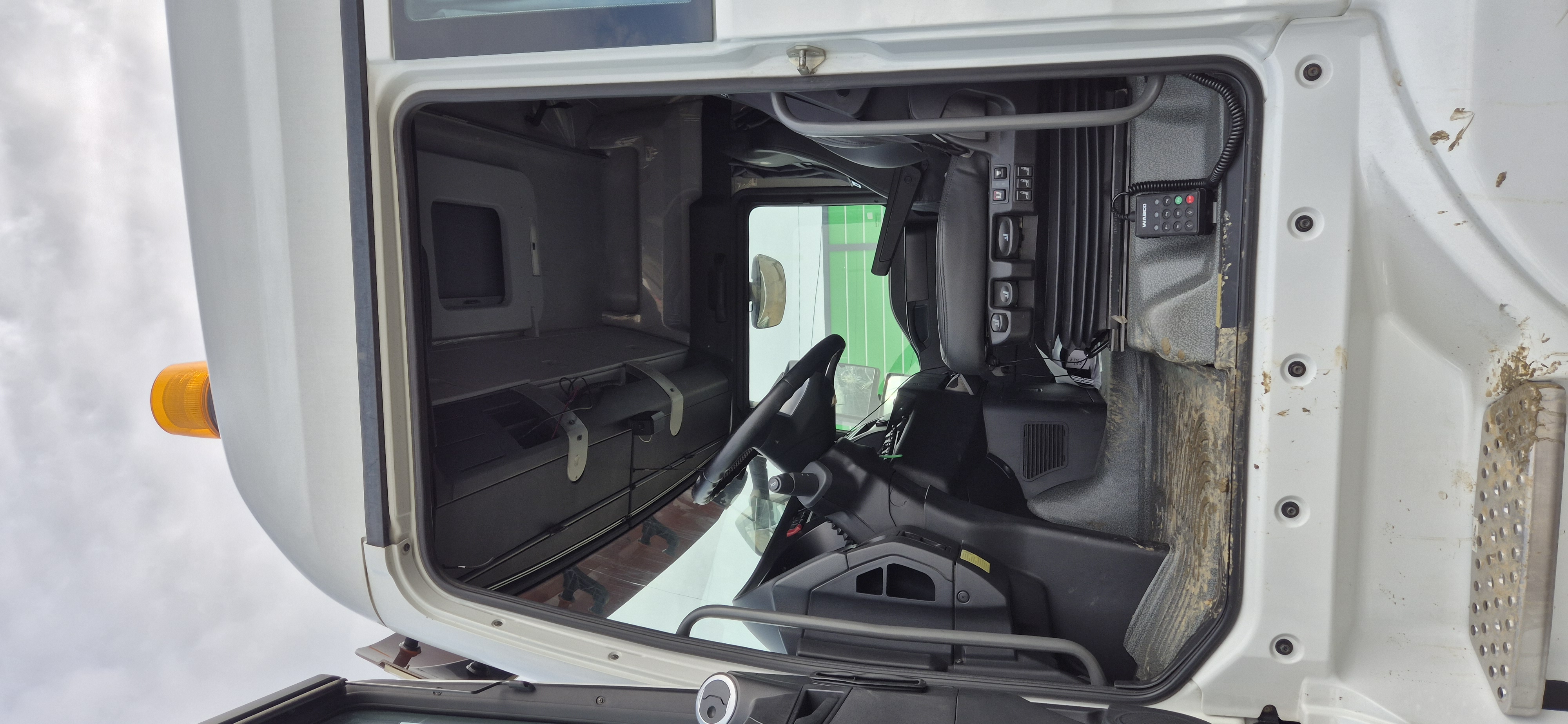 SITRAK C7H 4x2 Седельный тягач 2023 г. - фото 10