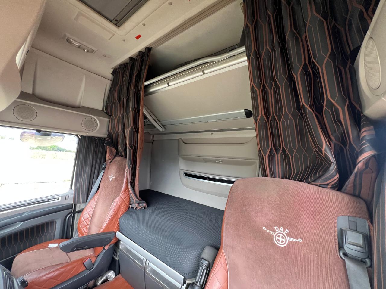 DAF XF 4x2 Седельный тягач 2020 г. - фото 13