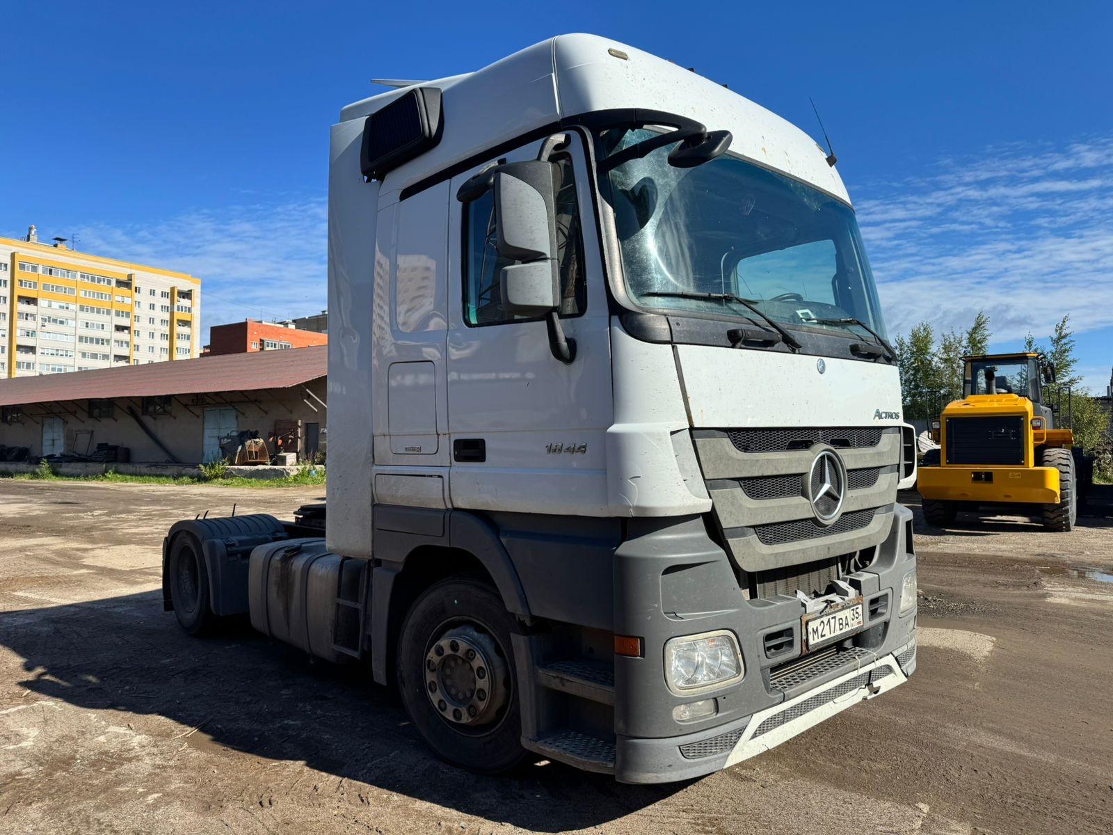 Mercedes-Benz ACTROS 4x2 Седельный тягач 2017 г. - фото 2