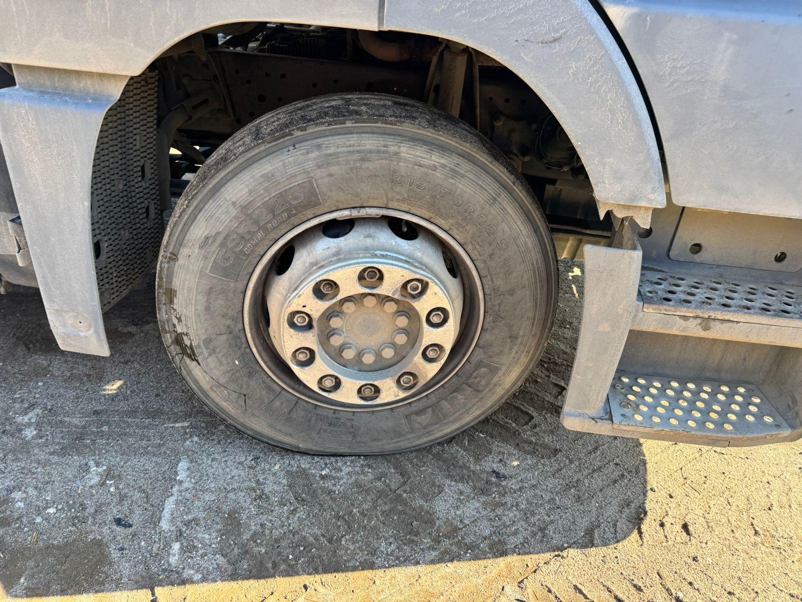 Mercedes-Benz ACTROS 4x2 Седельный тягач 2017 г. - фото 7