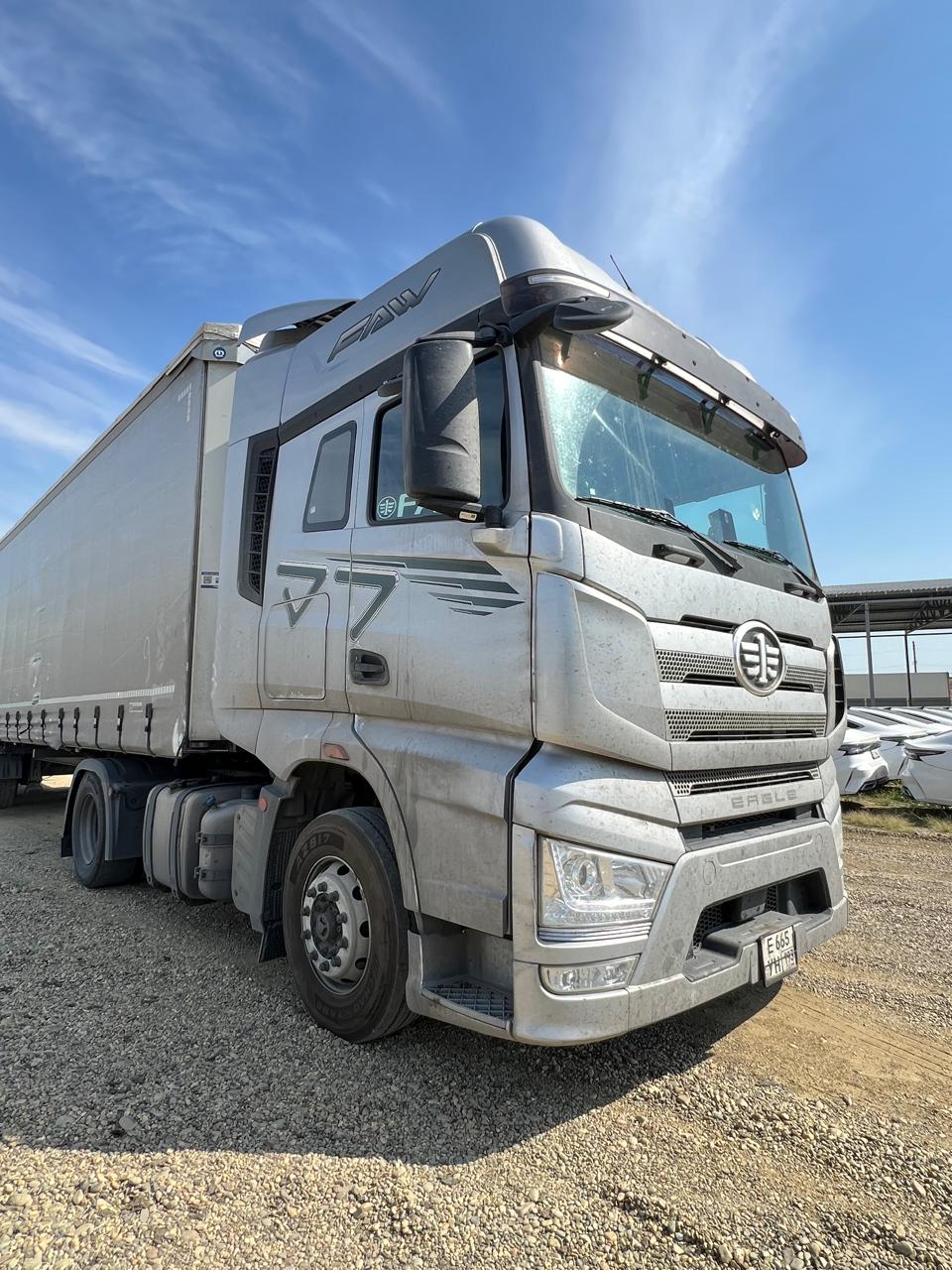 FAW J7 4x2 Седельный тягач 2023 г. - фото 3