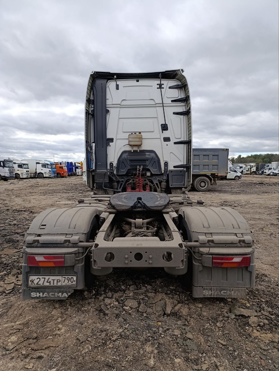 Shacman (Shaanxi) SX* 4x2 Седельный тягач 2023 г. - фото 6