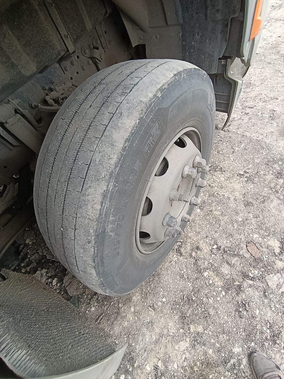 Shacman (Shaanxi) SX* 4x2 Седельный тягач 2023 г. - фото 11