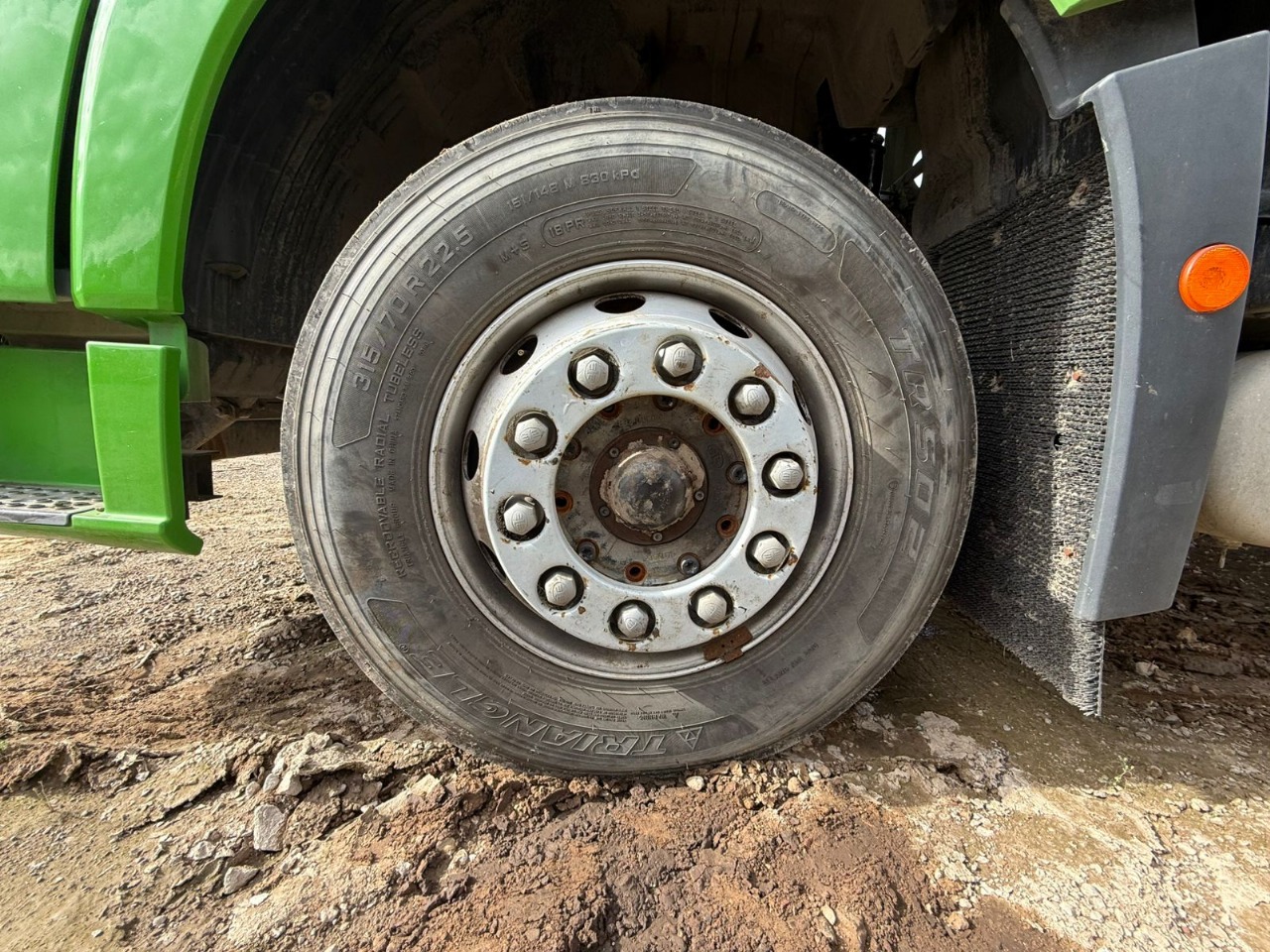 FAW JH6 6x4 Седельный тягач 2023 г. - фото 13