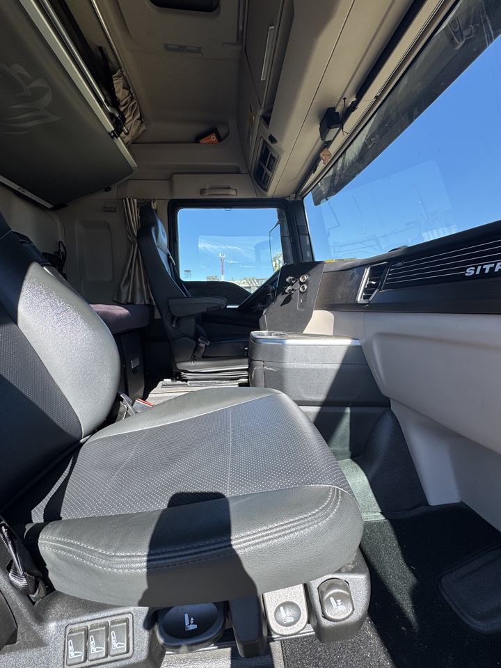 SITRAK C7H MAX 4x2 Седельный тягач 2024 г. - фото 6