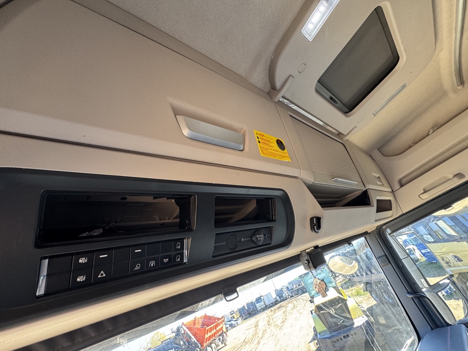 SITRAK C7H MAX 4x2 Седельный тягач 2024 г. - фото 10