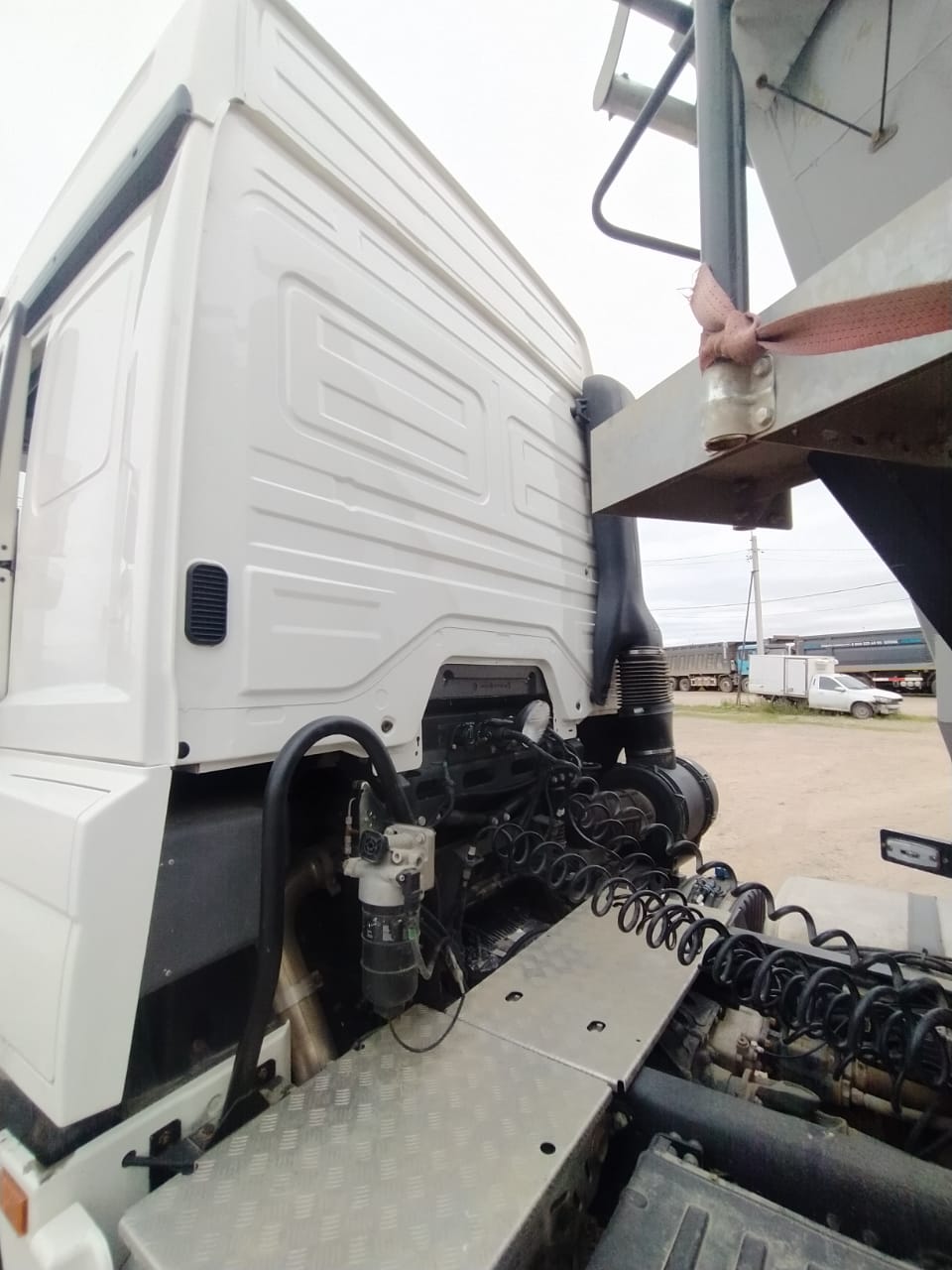 КамАЗ 5490 4x2 Седельный тягач 2023 г. - фото 4