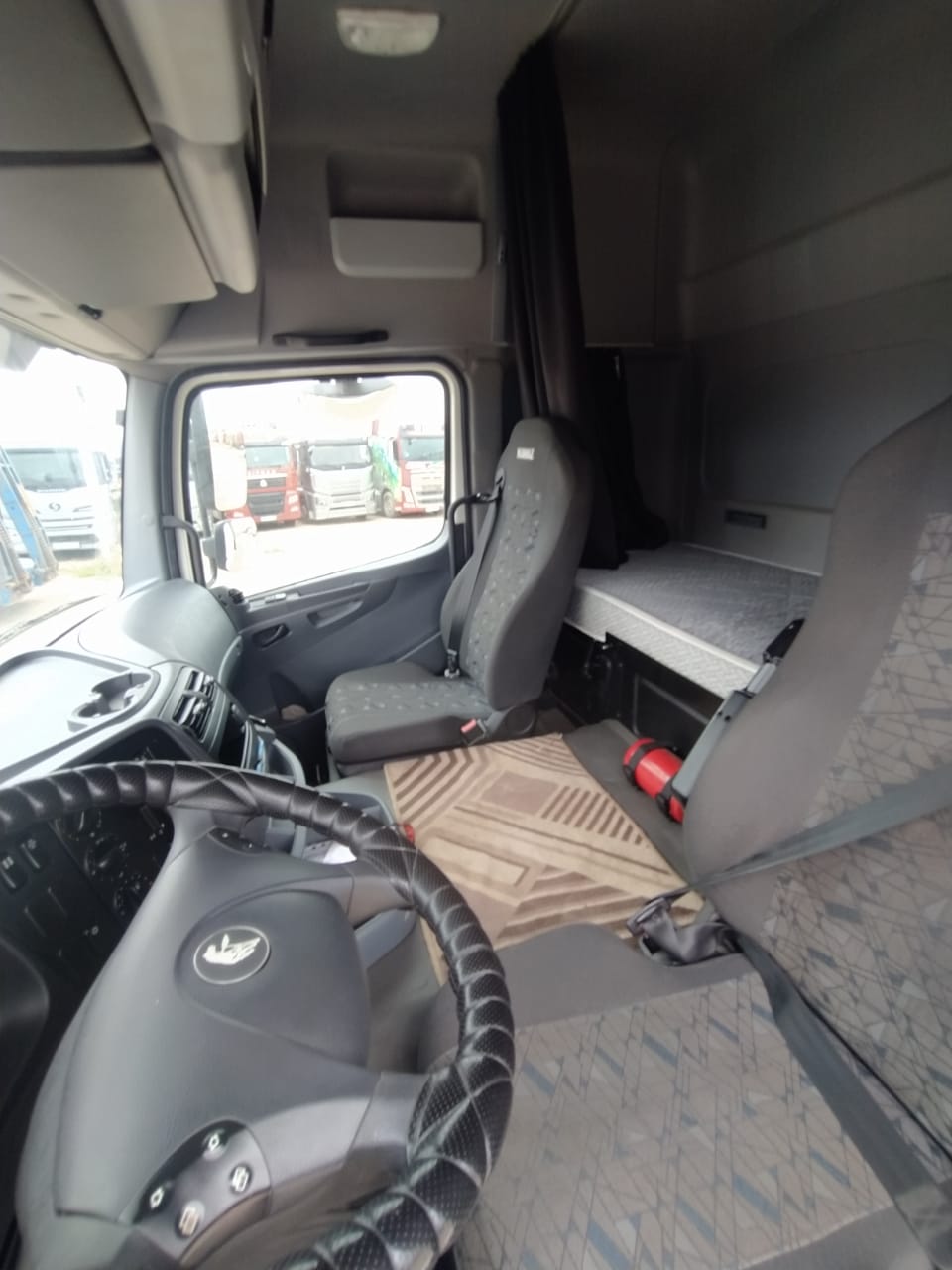 КамАЗ 5490 4x2 Седельный тягач 2023 г. - фото 7