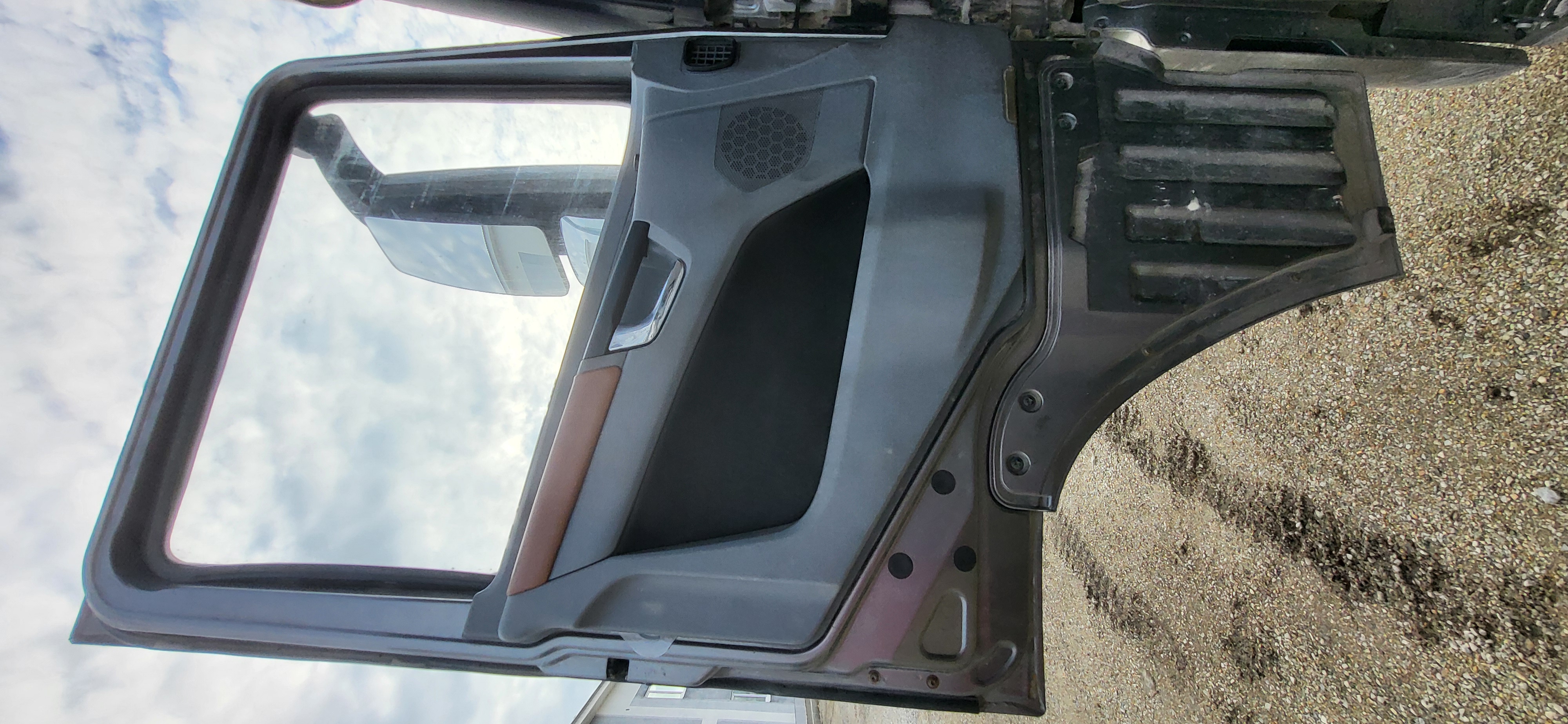 Shacman (Shaanxi) SX* 4x2 Седельный тягач 2023 г. - фото 13