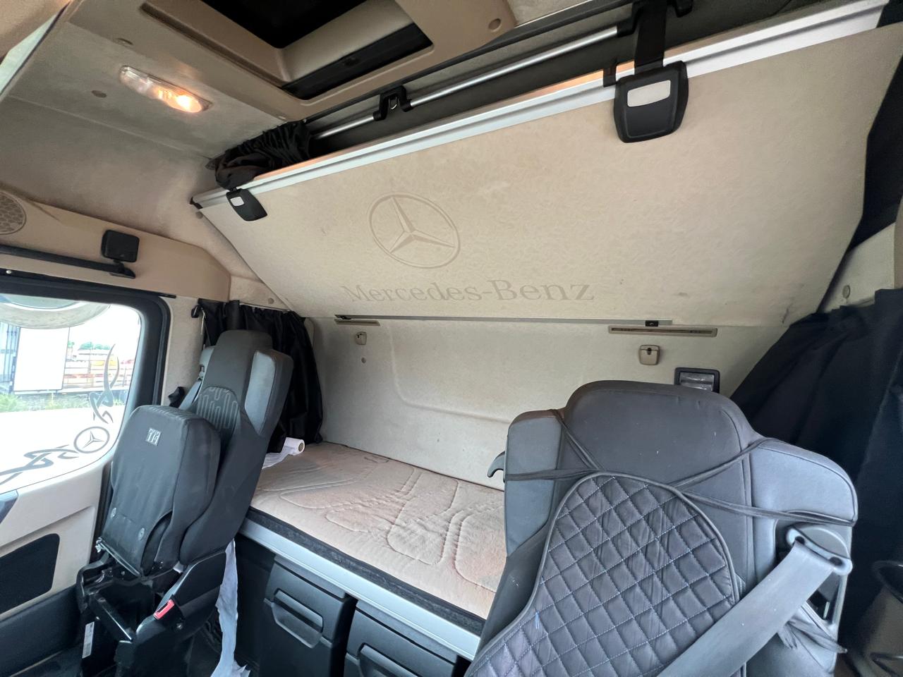 Mercedes-Benz ACTROS 4x2 Седельный тягач 2019 г. - фото 13