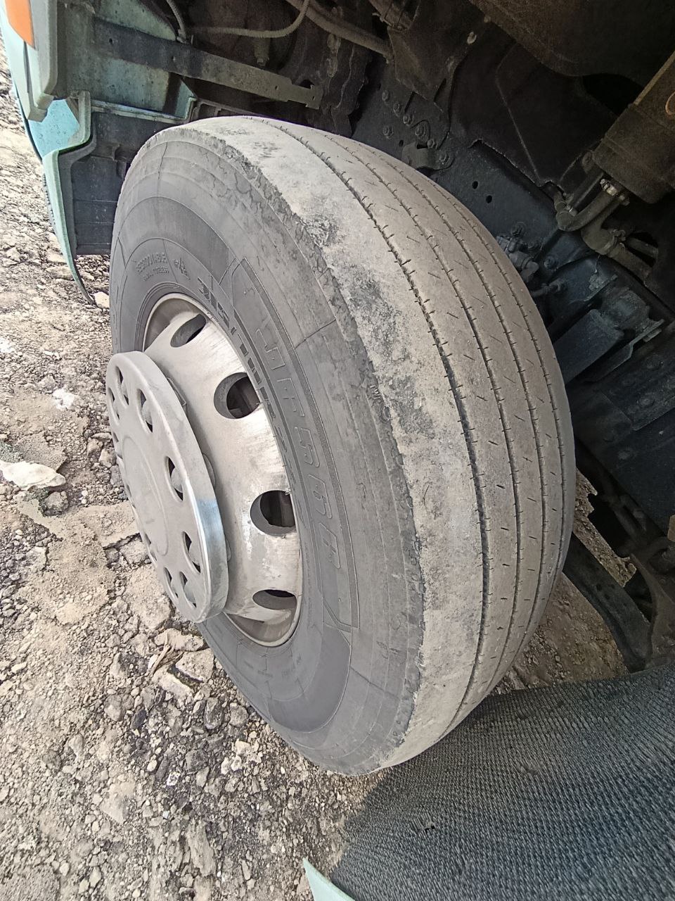 Shacman (Shaanxi) SX* 4x2 Седельный тягач 2023 г. - фото 13