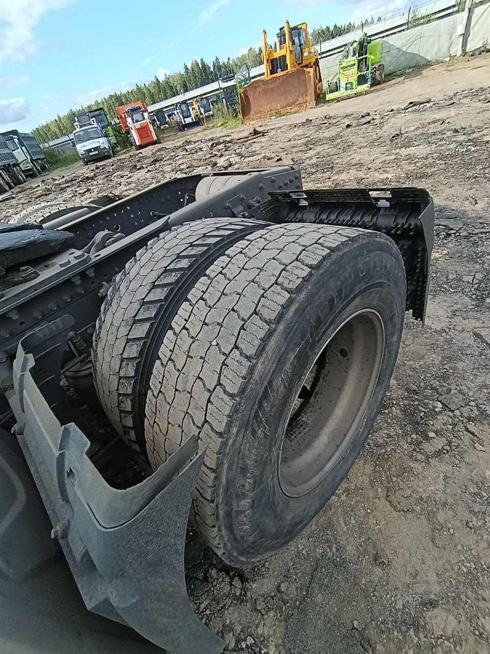 Shacman (Shaanxi) SX* 4x2 Седельный тягач 2023 г. - фото 14