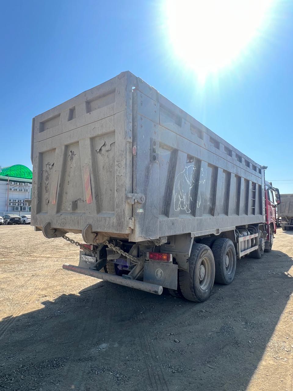 Shacman (Shaanxi) SX* 8x4 Самосвал 2023 г. - фото 6