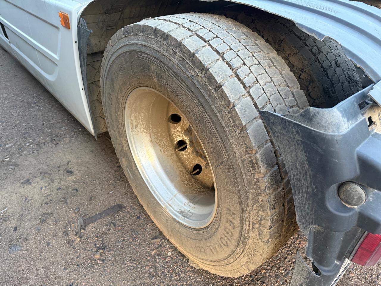 Shacman (Shaanxi) SX* 4x2 Седельный тягач 2023 г. - фото 14