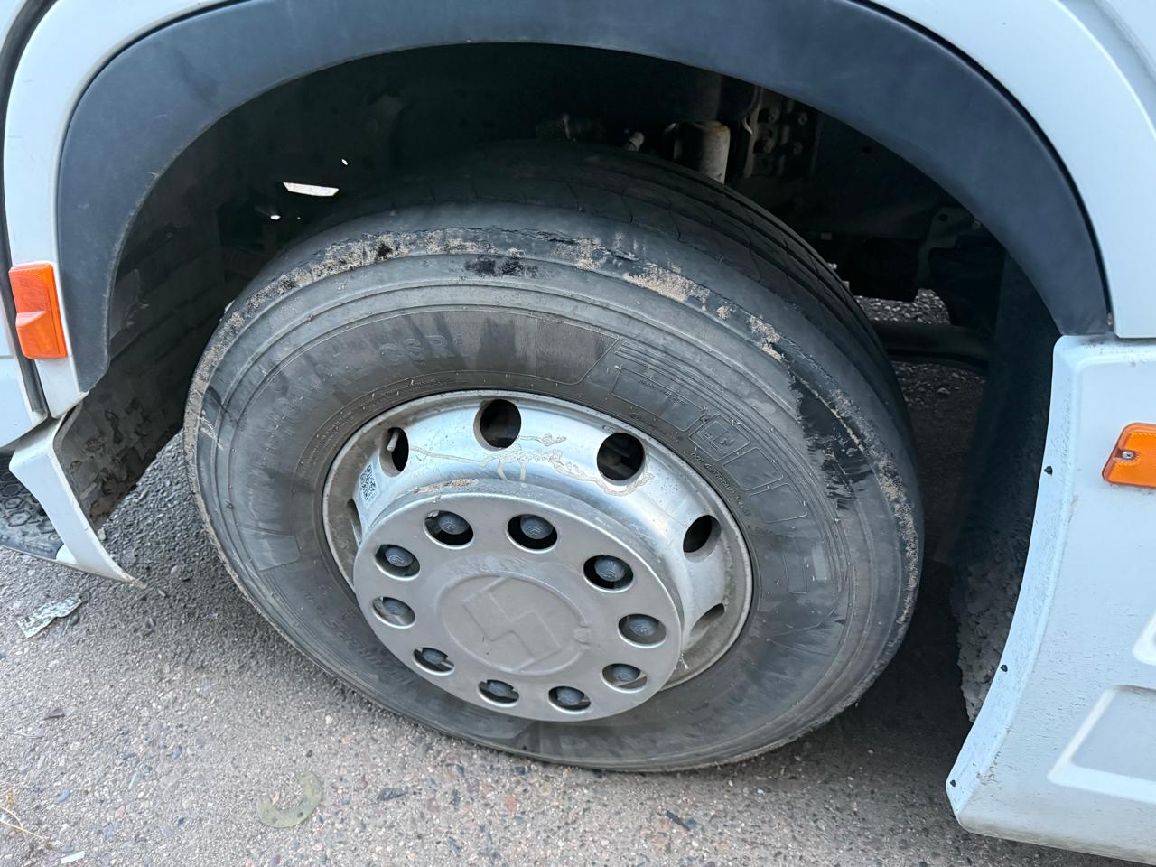 Shacman (Shaanxi) SX* 4x2 Седельный тягач 2023 г. - фото 15