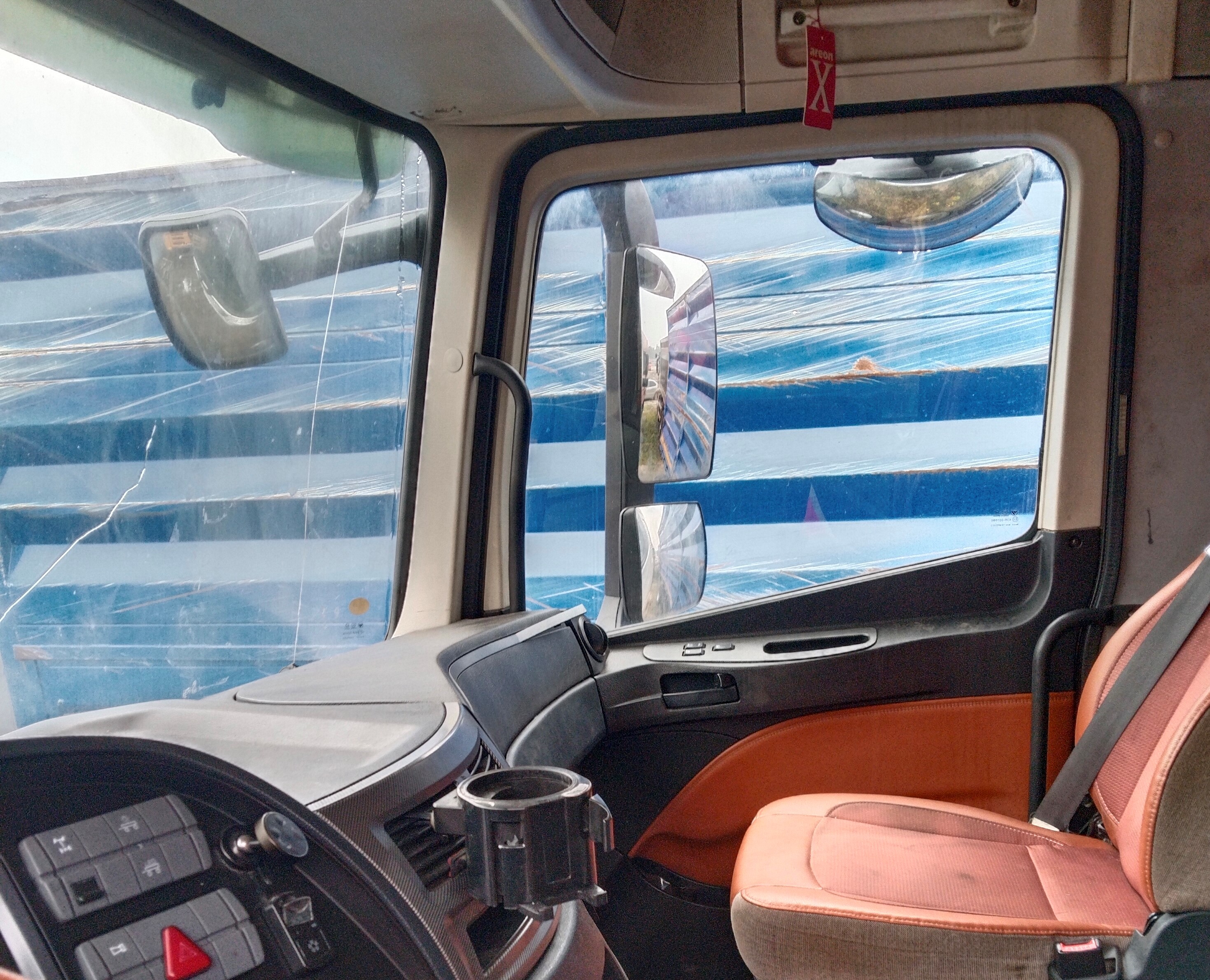 Foton AUMAN 4x2 Седельный тягач 2022 г. - фото 9