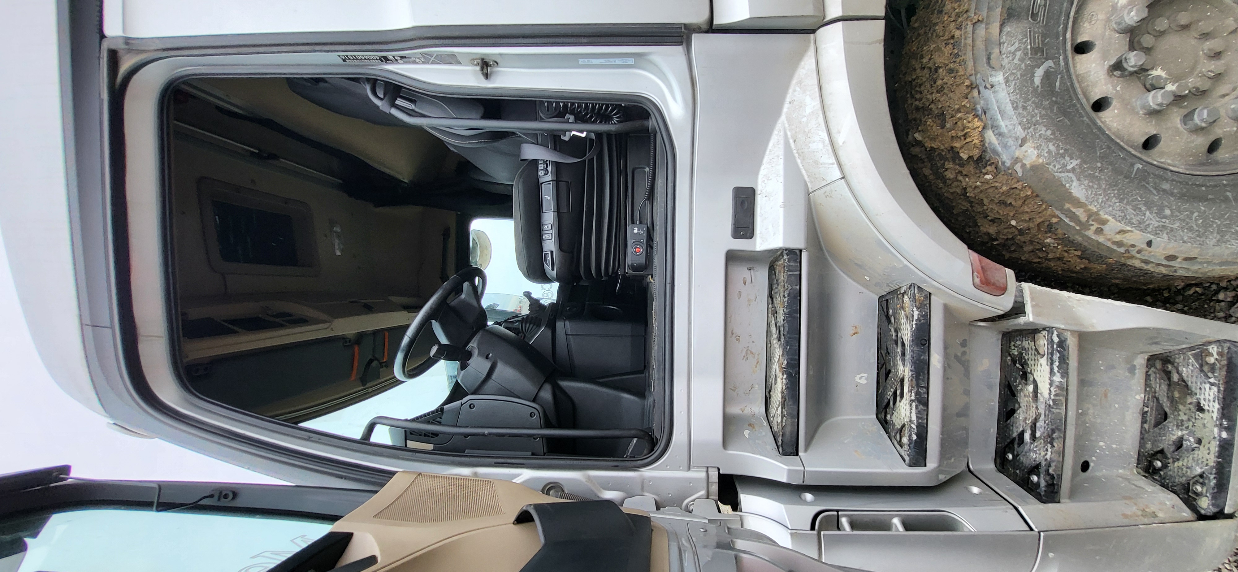 Mercedes-Benz Actros 6x4 Седельный тягач 2023 г. - фото 10