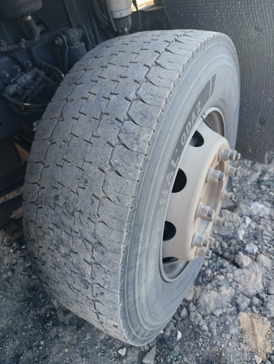 Shacman (Shaanxi) SX* 4x2 Седельный тягач 2023 г. - фото 14